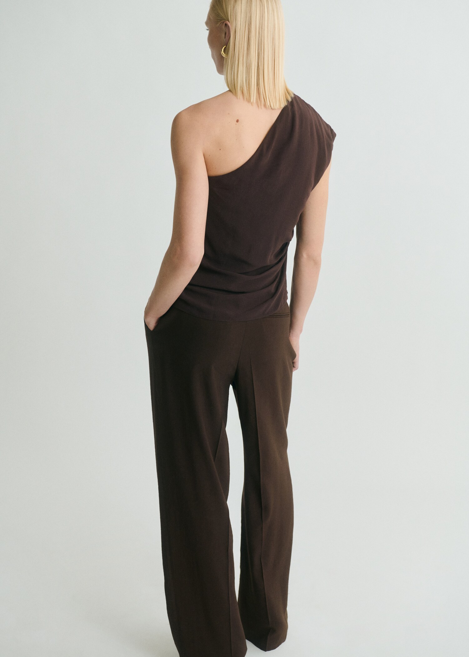 Blusa asimétrica fular detalle flecos - Reverso del artículo