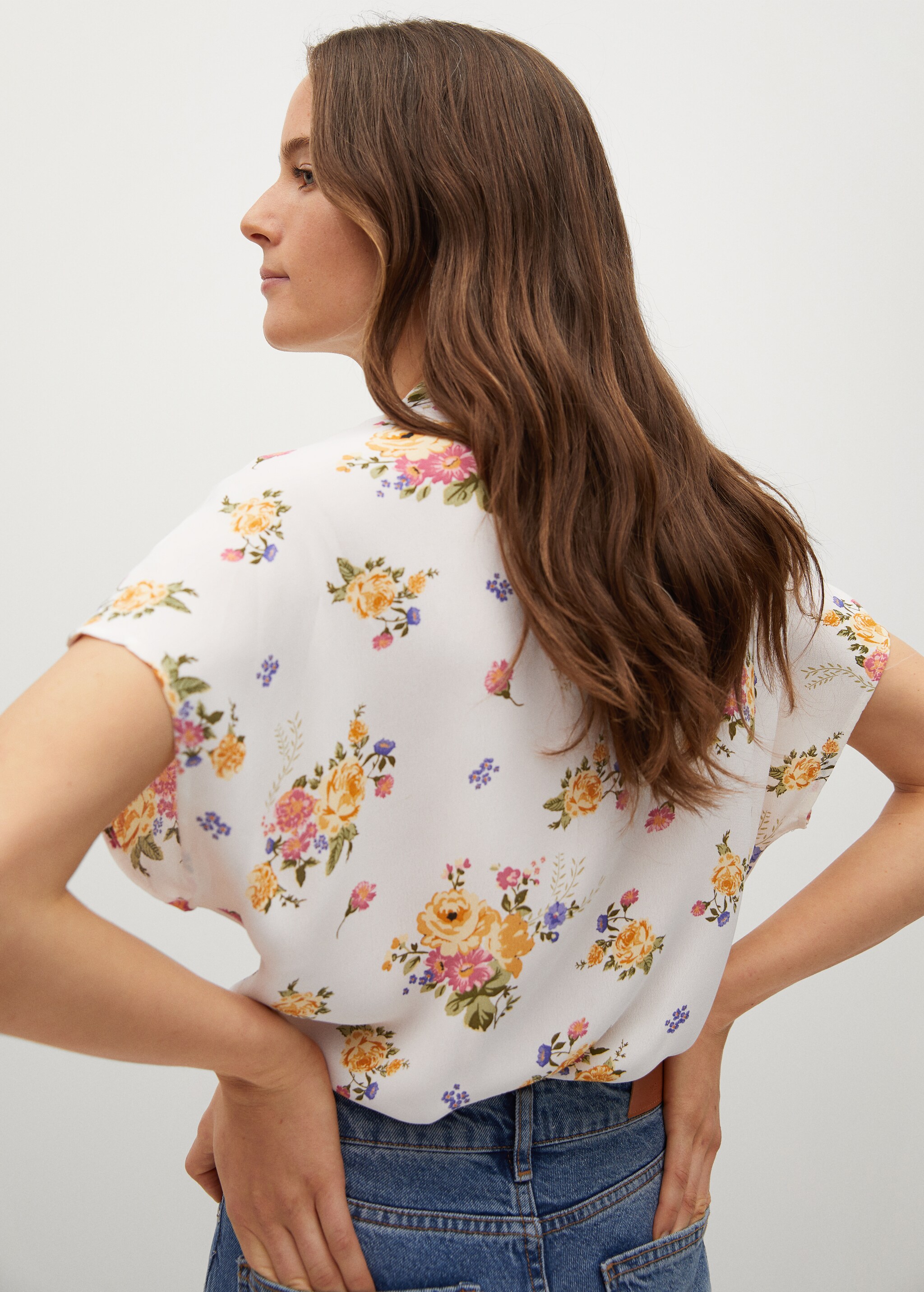 Camisa fluida estampada - Reverso del artículo