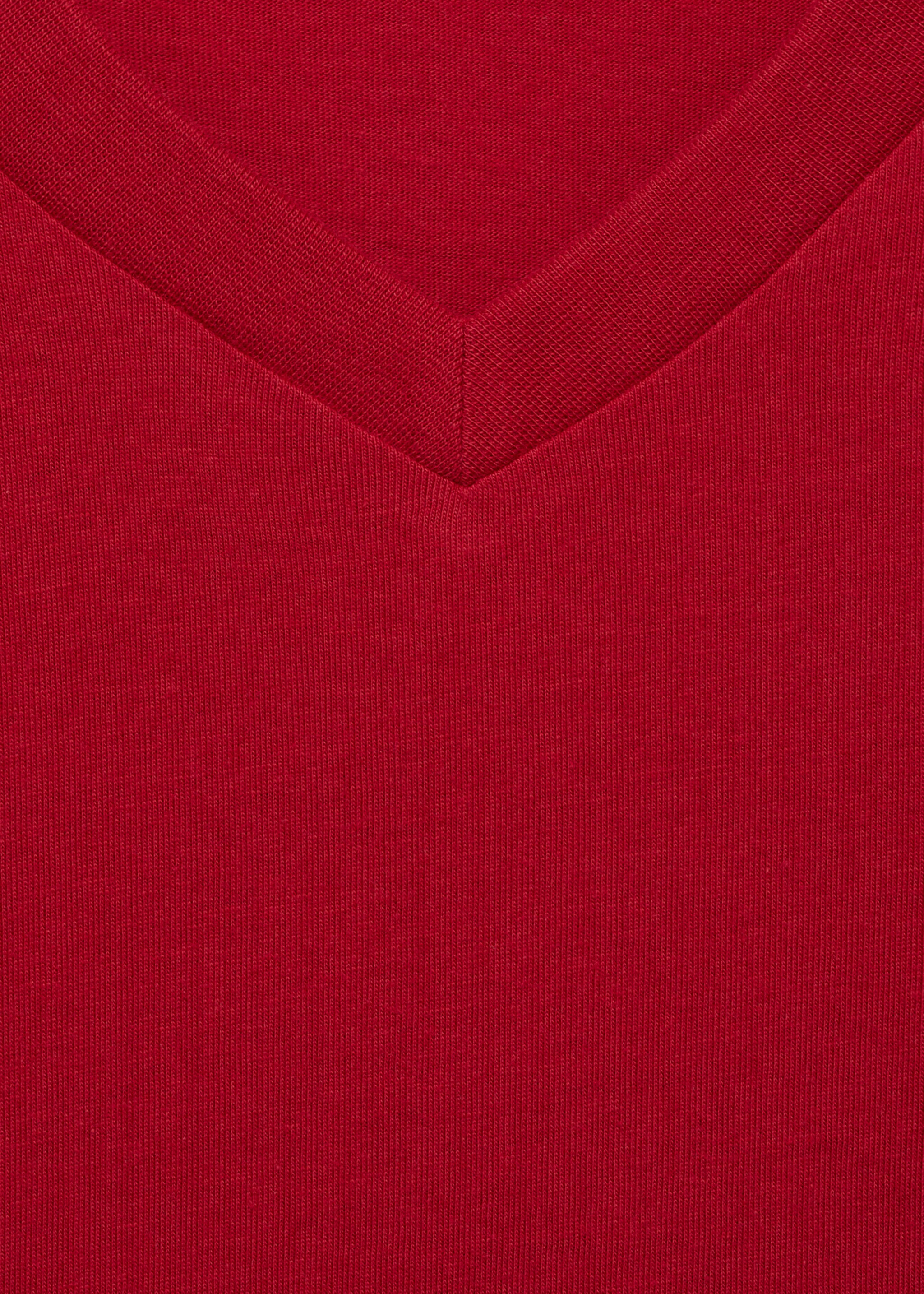 Slim-Fit-T-Shirt aus 100 % Baumwolle mit V-Ausschnitt - Detail des Artikels 8, Rot. Ref: 87020251-00.