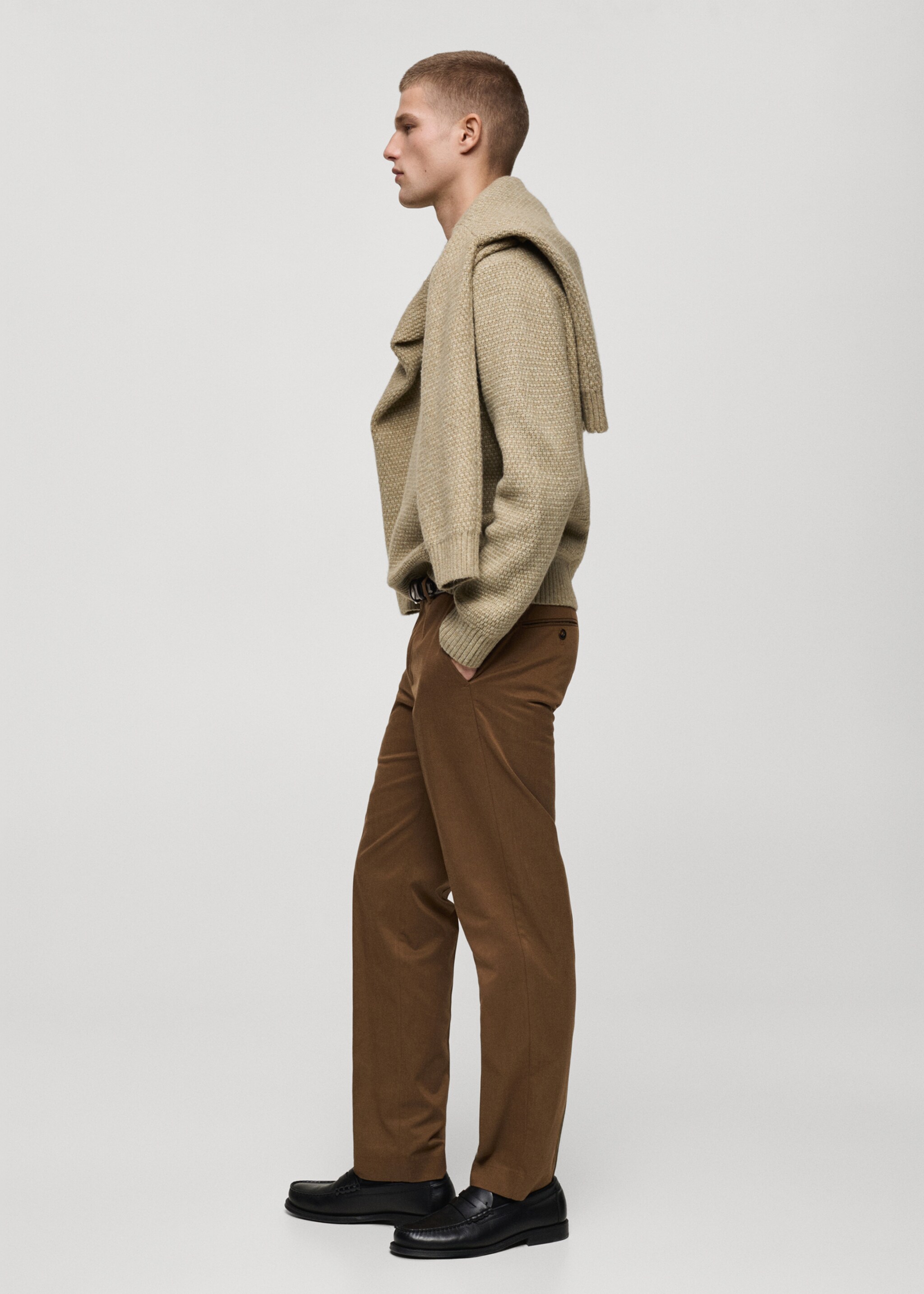Regular-fit cotton trousers - Details of the article 2, Brown. Ref: 87020252-00.