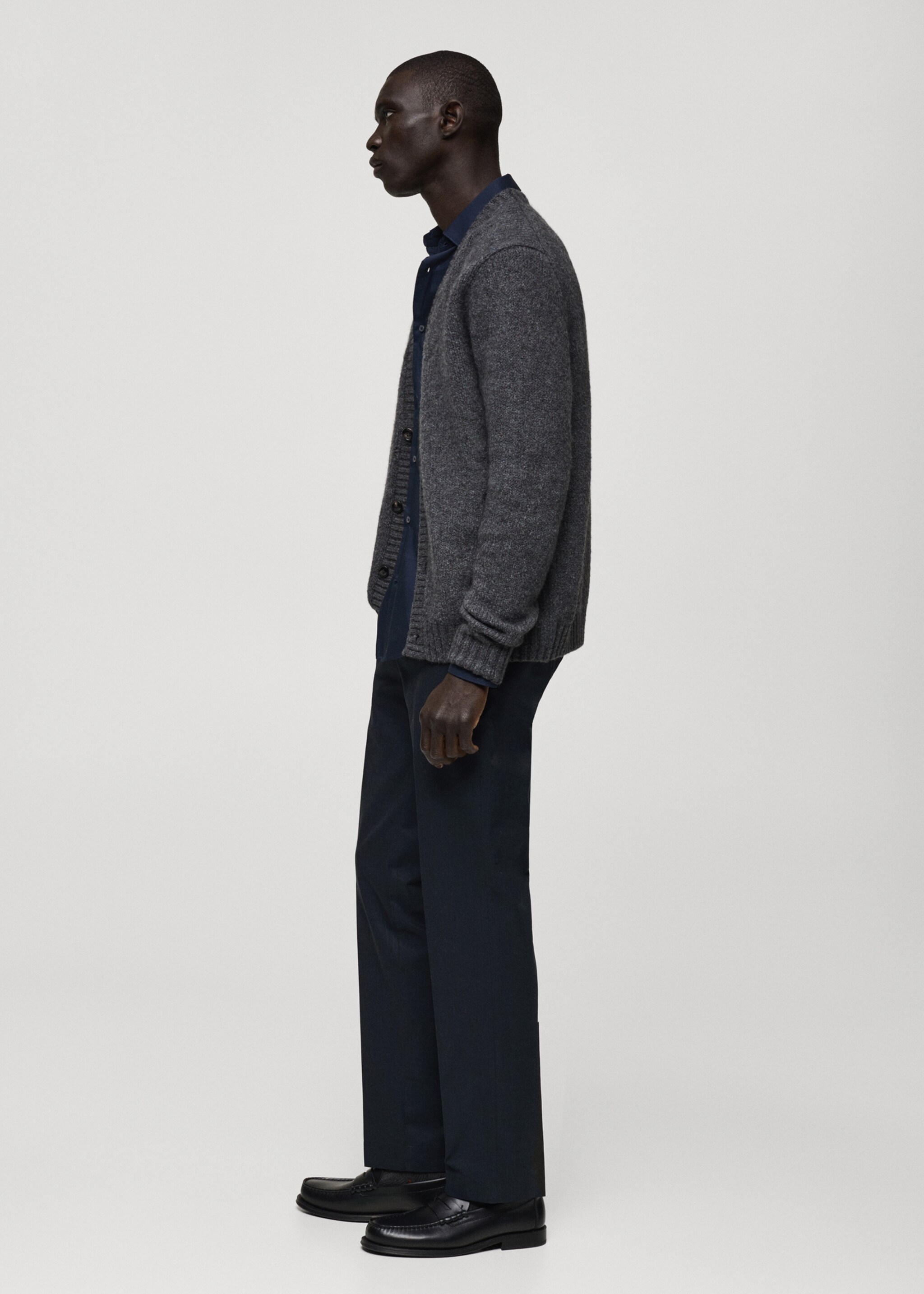 Regular-fit cotton trousers - Details of the article 2, Dark Navy. Ref: 87020252-00.