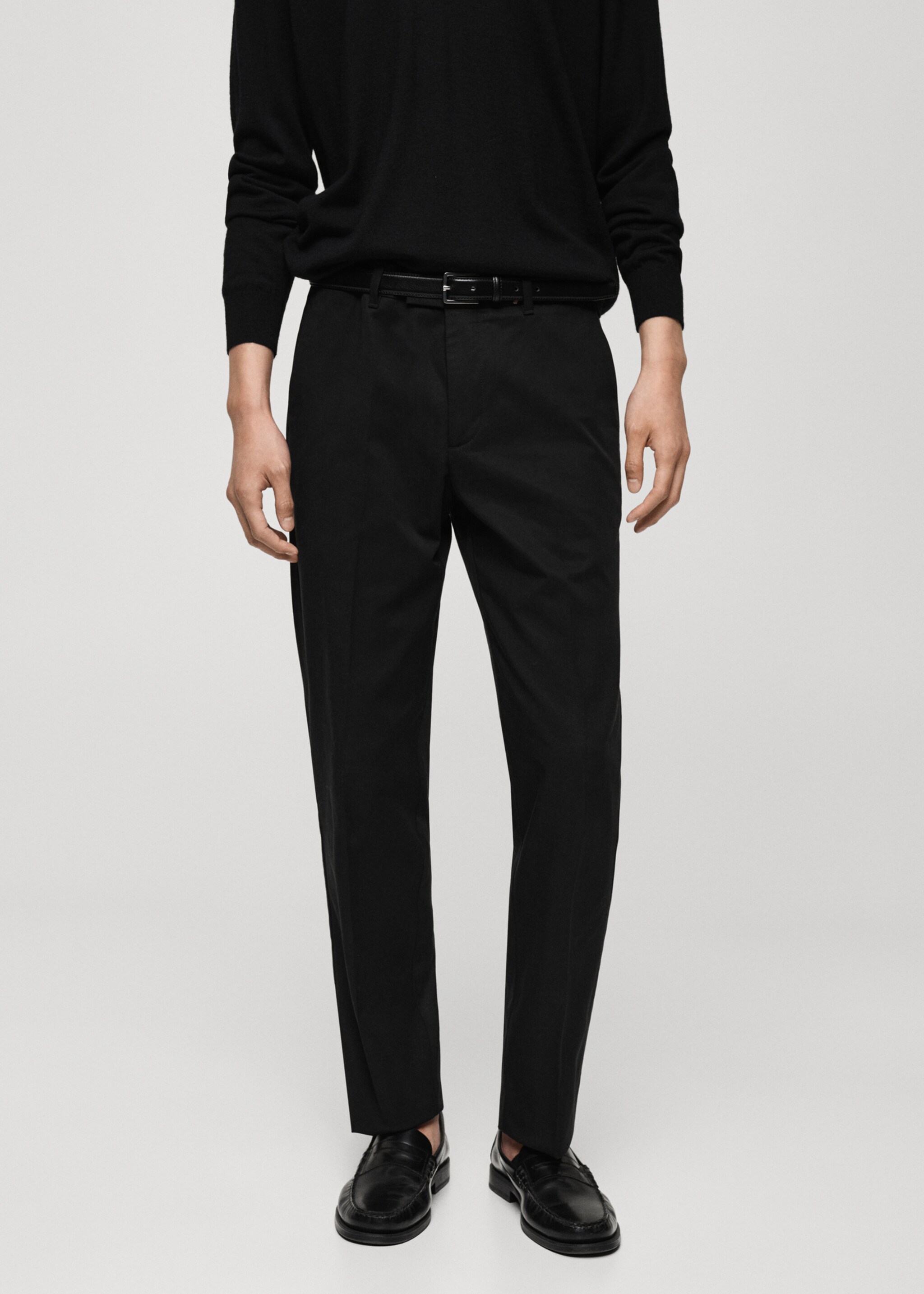 Regular-fit cotton trousers - Medium plane, Black. Ref: 87020252-00.