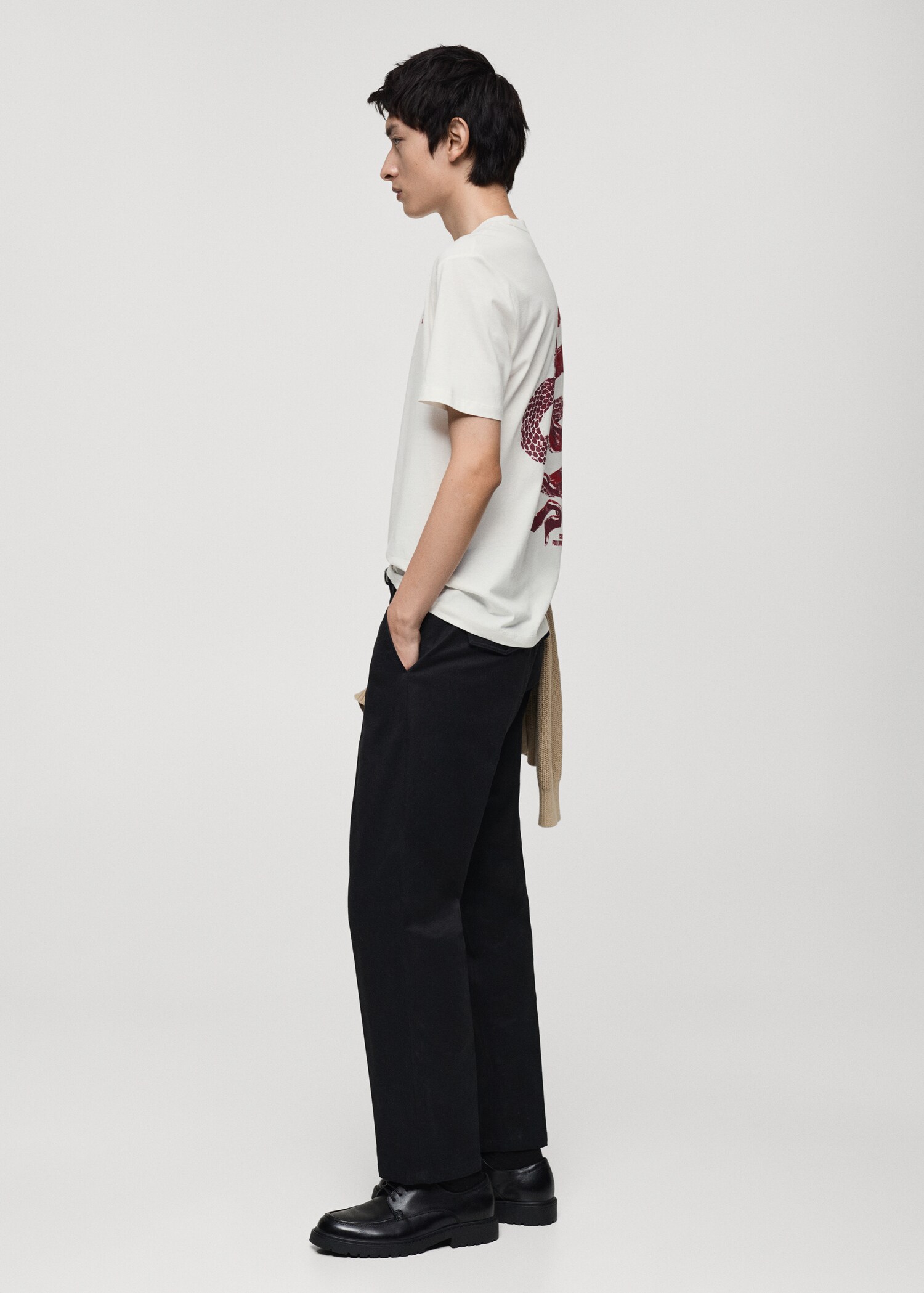 T-Shirt aus 100 % Baumwolle mit kombiniertem Print - Detail des Artikels 2