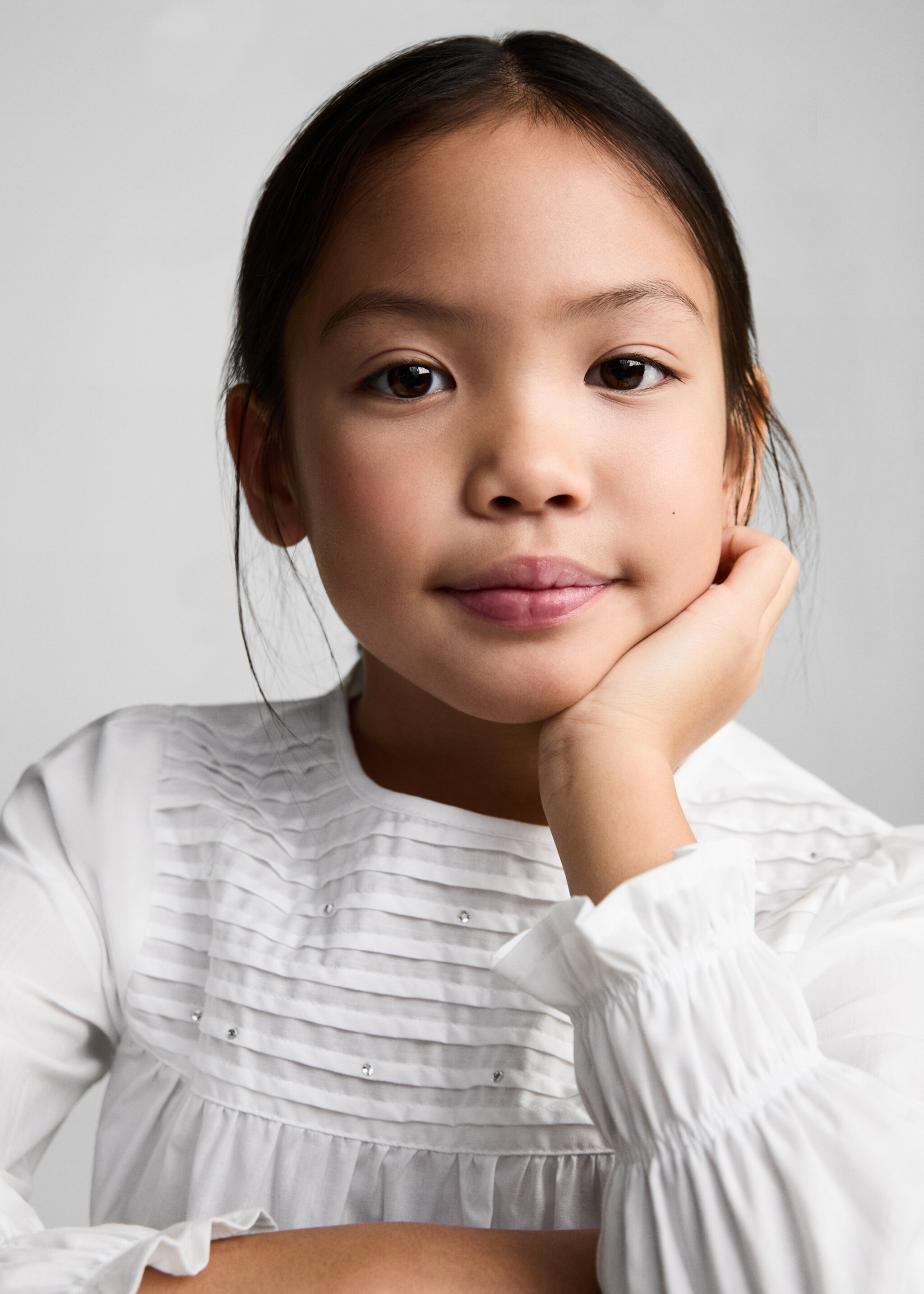 Rhinestone pleated blouse - Details of the article 1, White. Ref: 87020257-00.