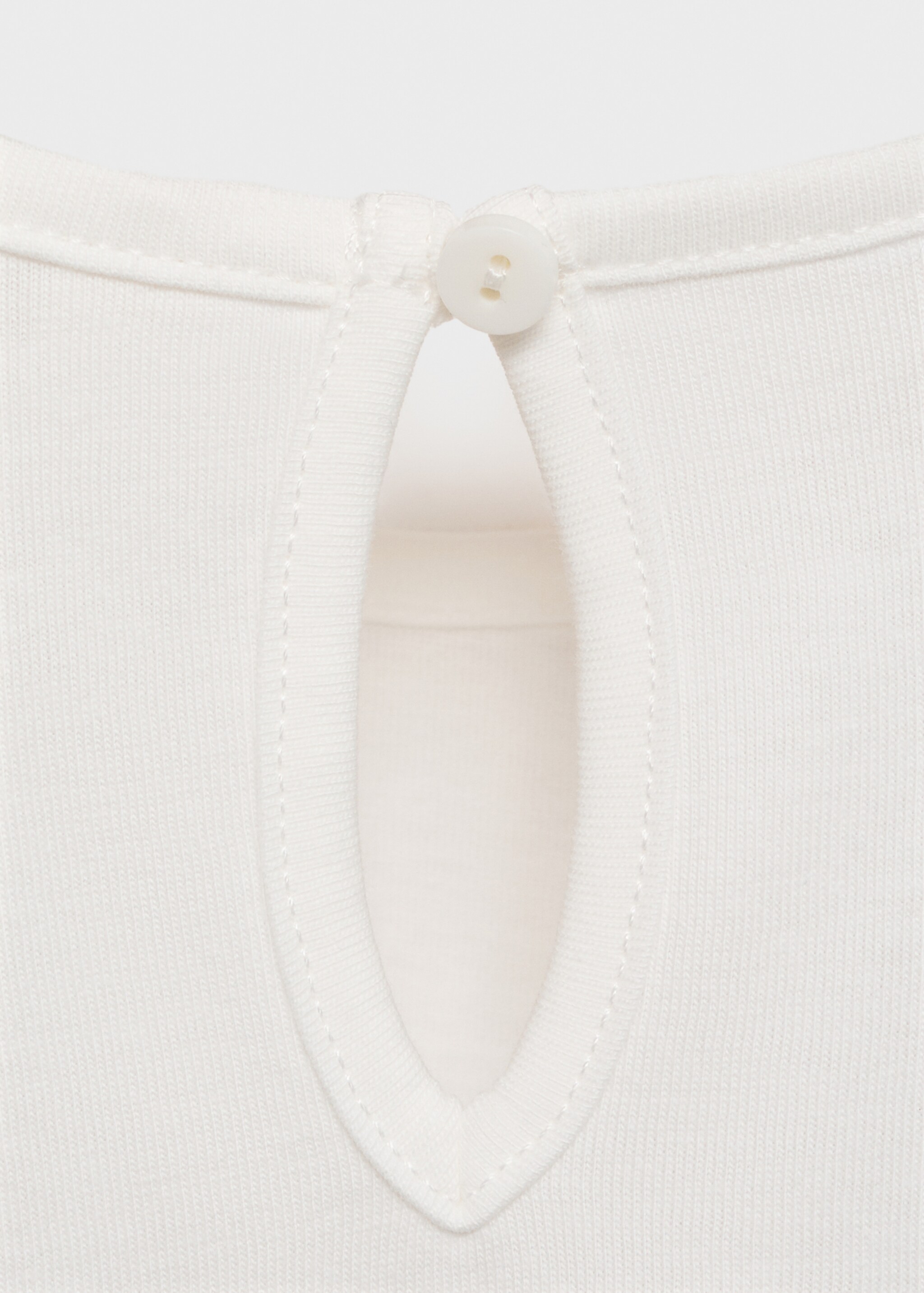 Long -sleeved t-shirt with ruffles - Details of the article 0, Off White. Ref: 87020446-00.