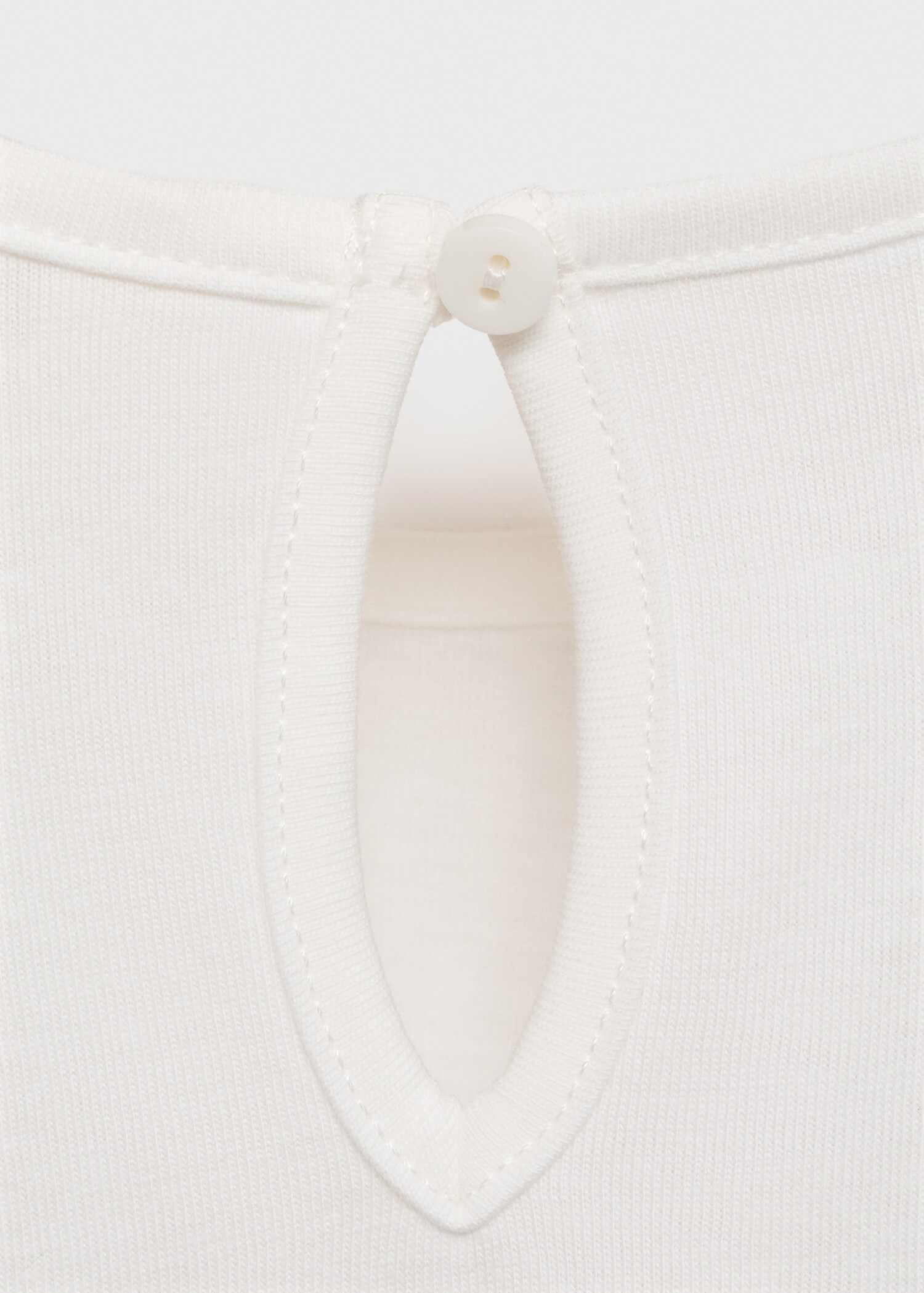 Long -sleeved t-shirt with ruffles - Details of the article 0