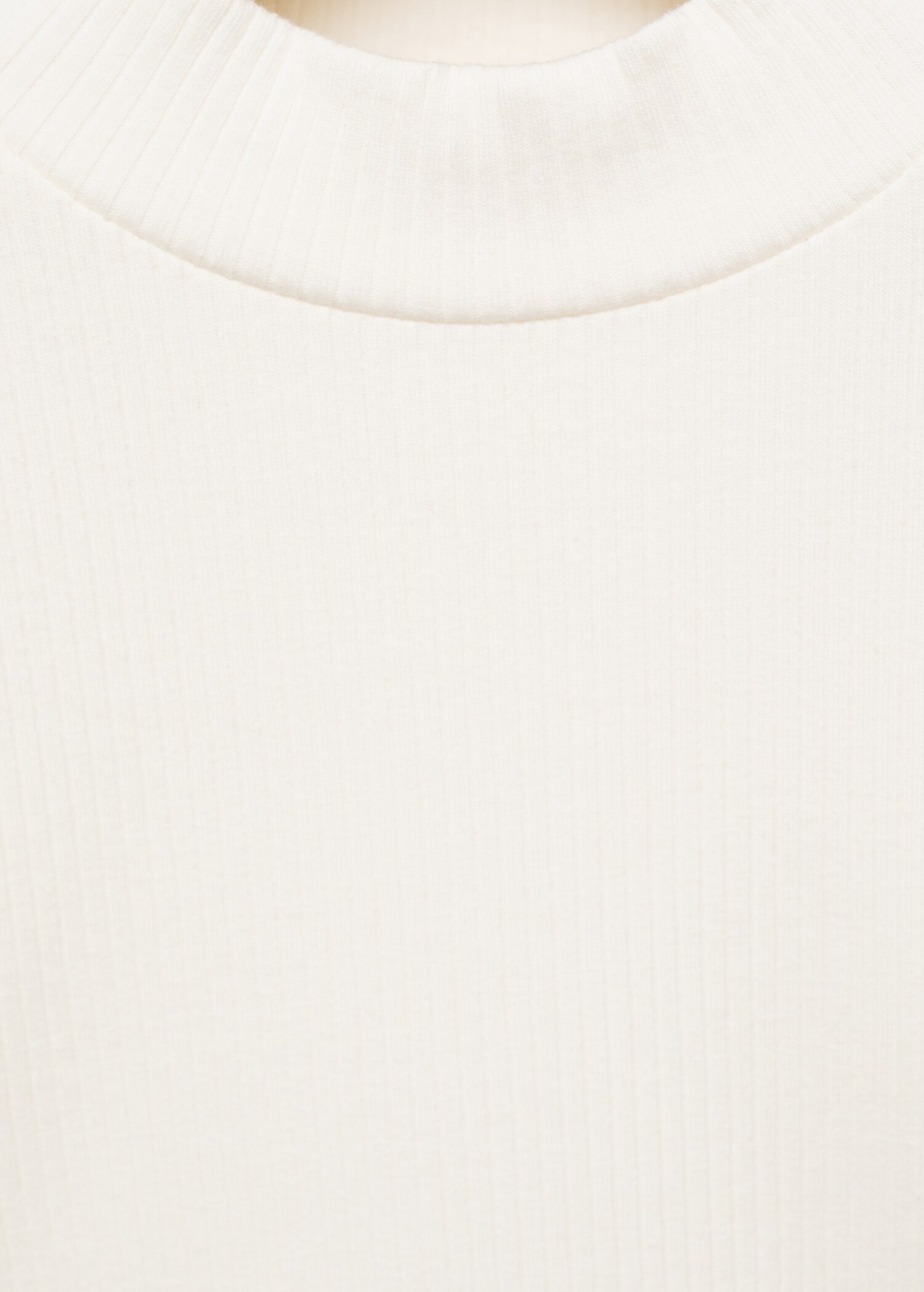 Ribbed high neck t-shirt - Details of the article 8