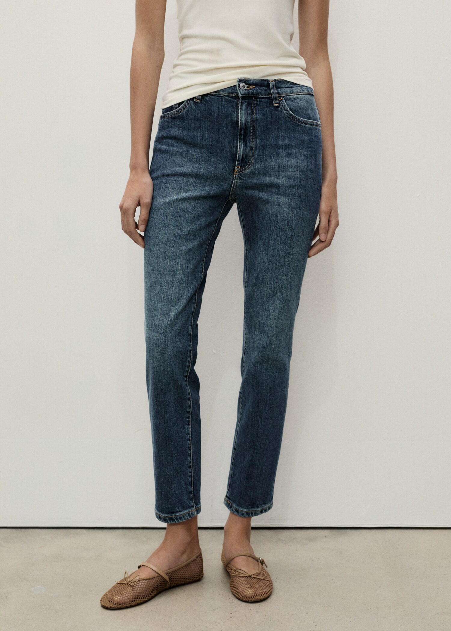 Jean Claudia slim crop - Plan moyen