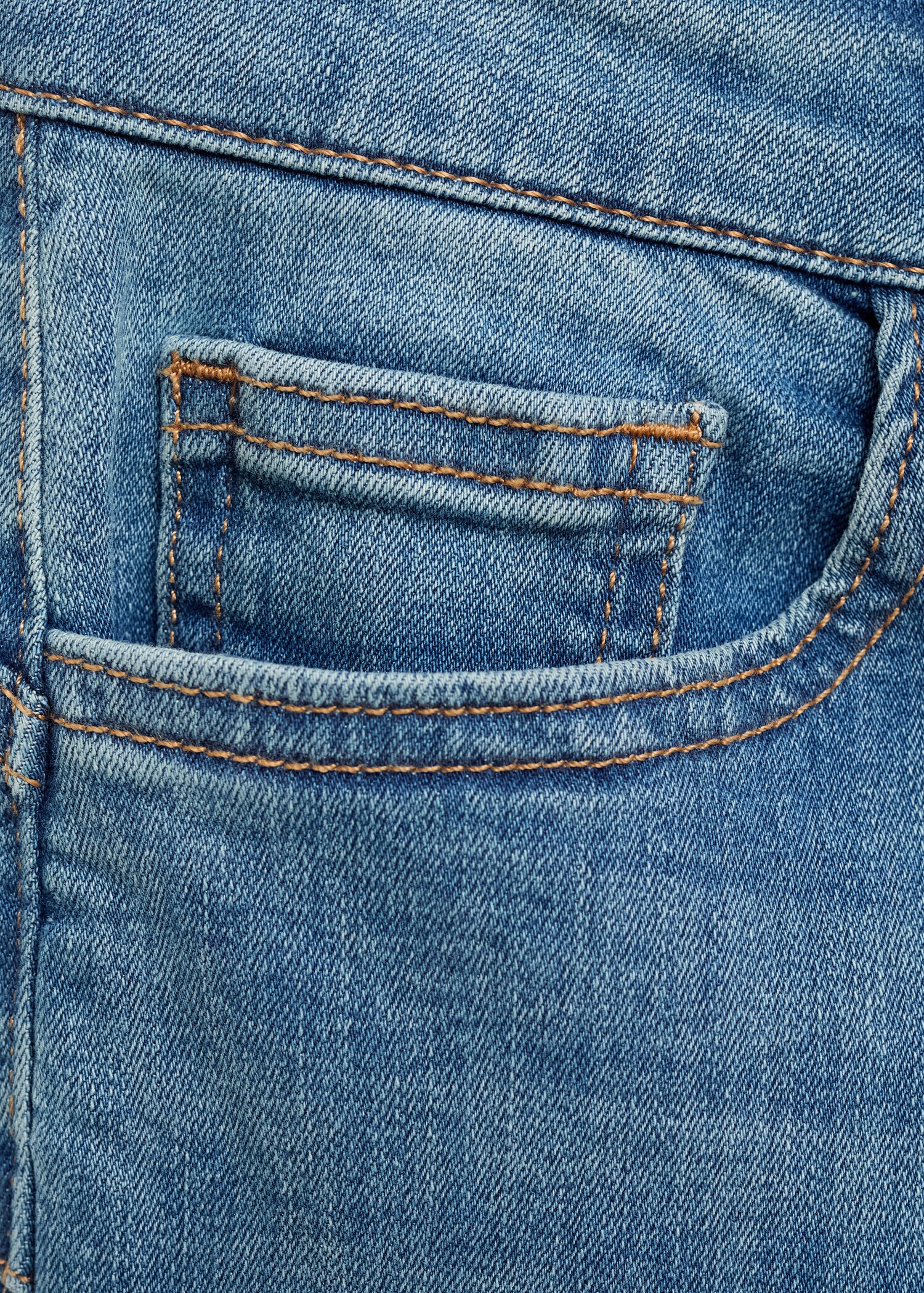 Push-up low-rise skinny jeans - Details of the article 0