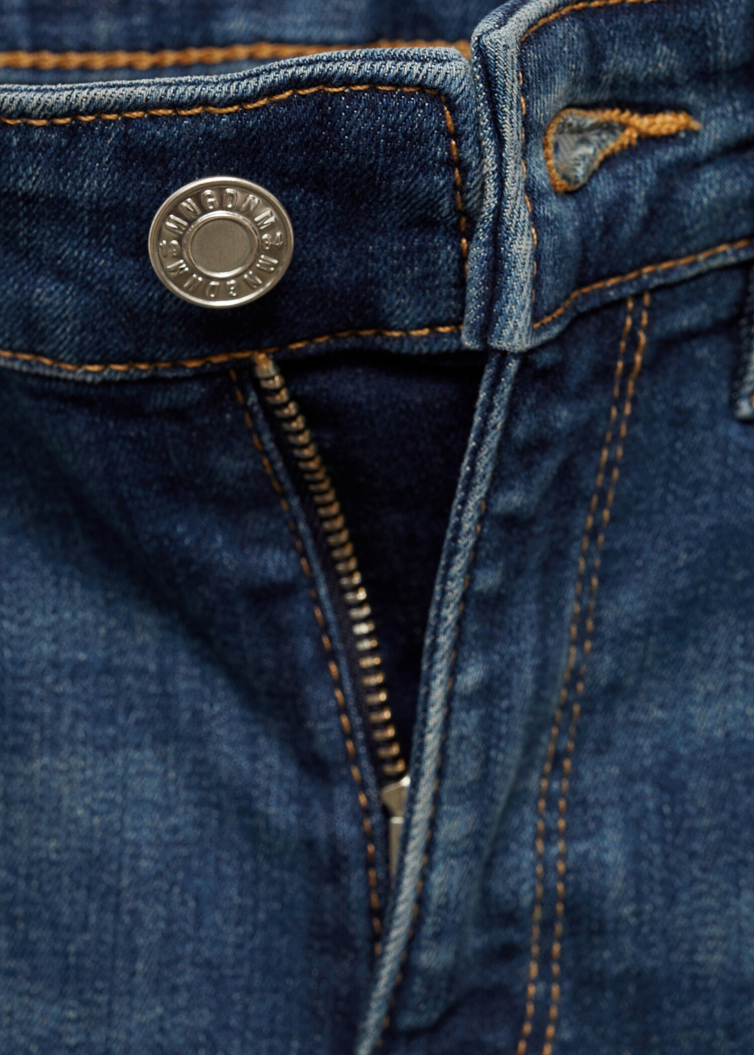 Push-up low-rise skinny jeans - Details of the article 0