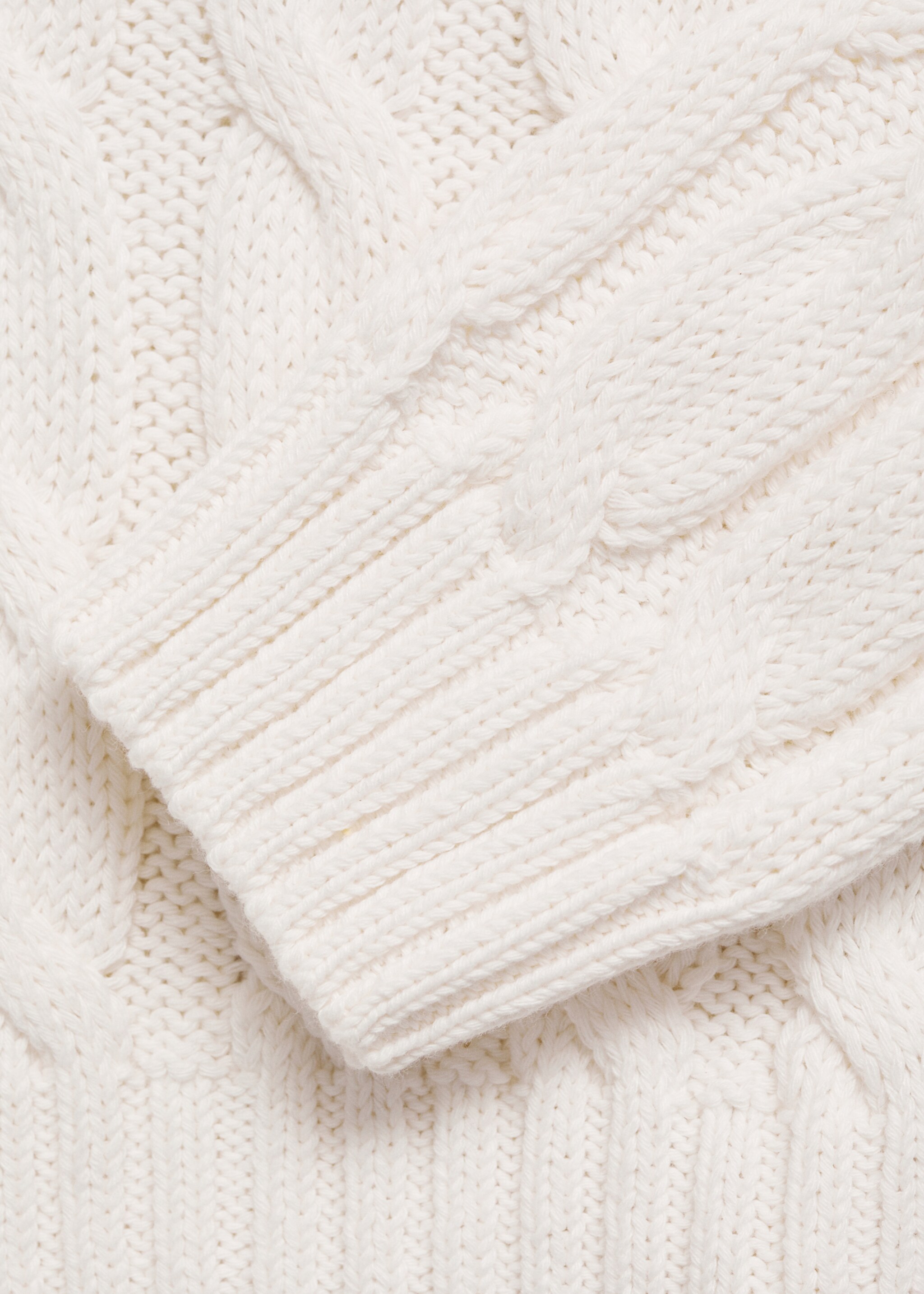 Pullover mit Zopfmuster - Detail des Artikels 0, Ecru. Ref: 87020458-00.
