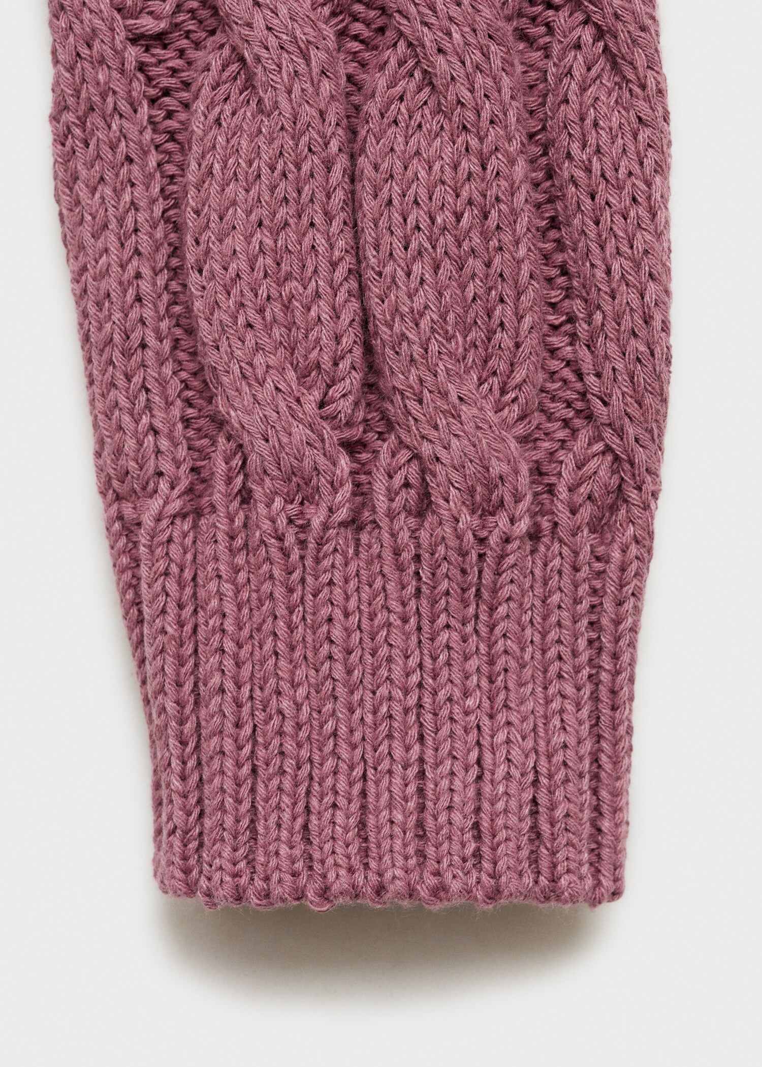 Pullover mit Zopfmuster - Detail des Artikels 0