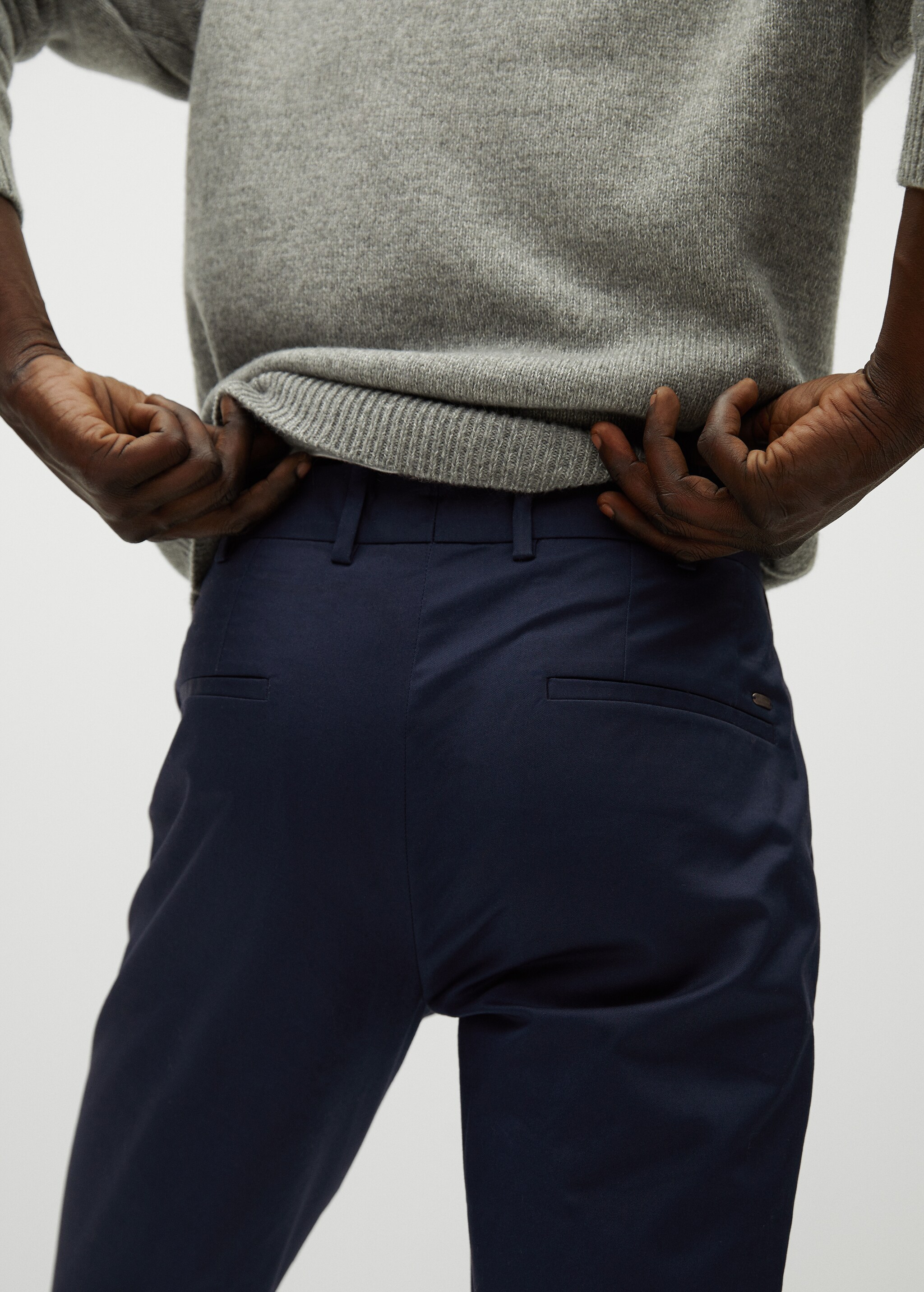 Pantalón chino slim fit sarga - Detalle del artículo 2
