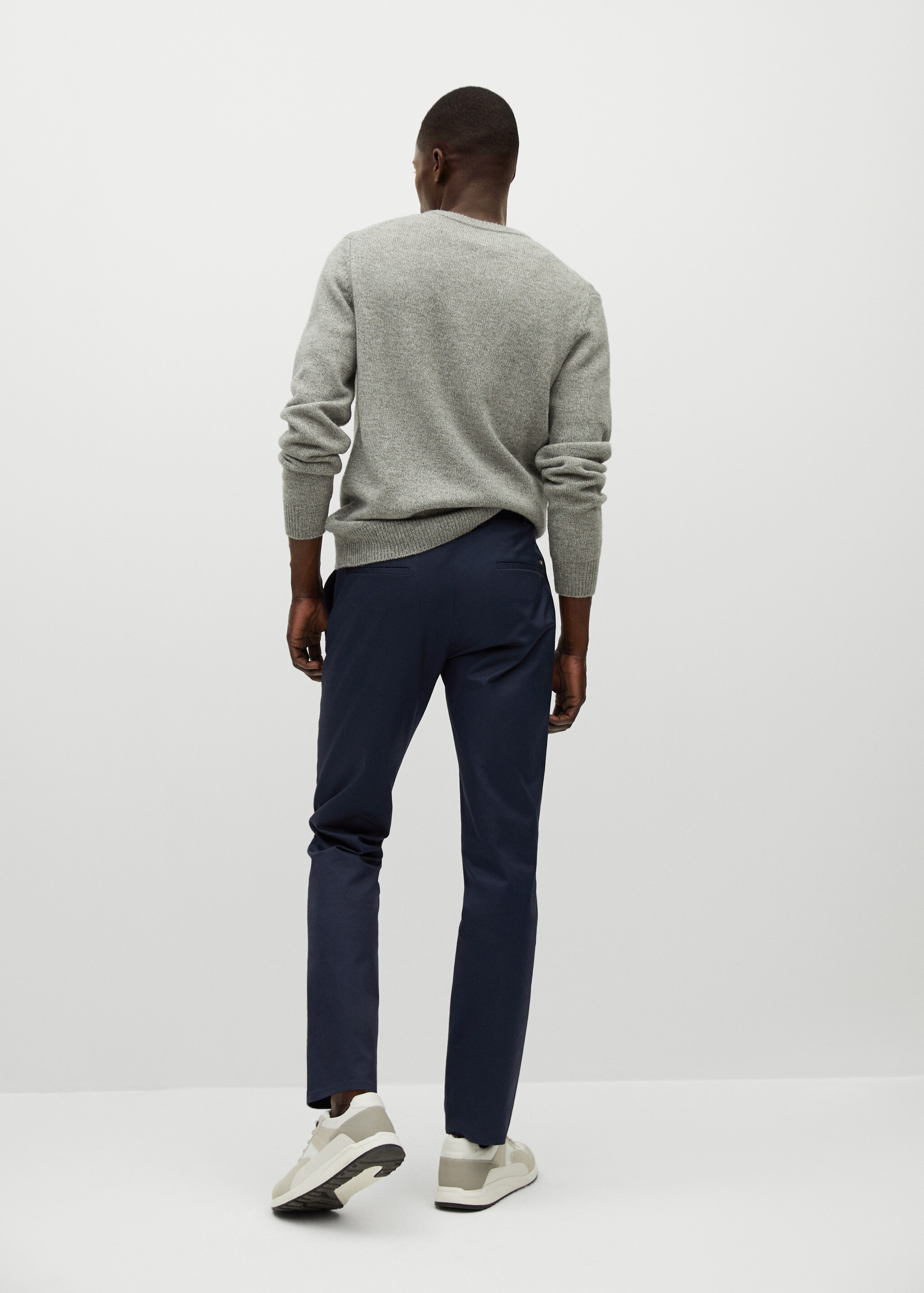 Pantalón chino slim fit sarga - Reverso del artículo