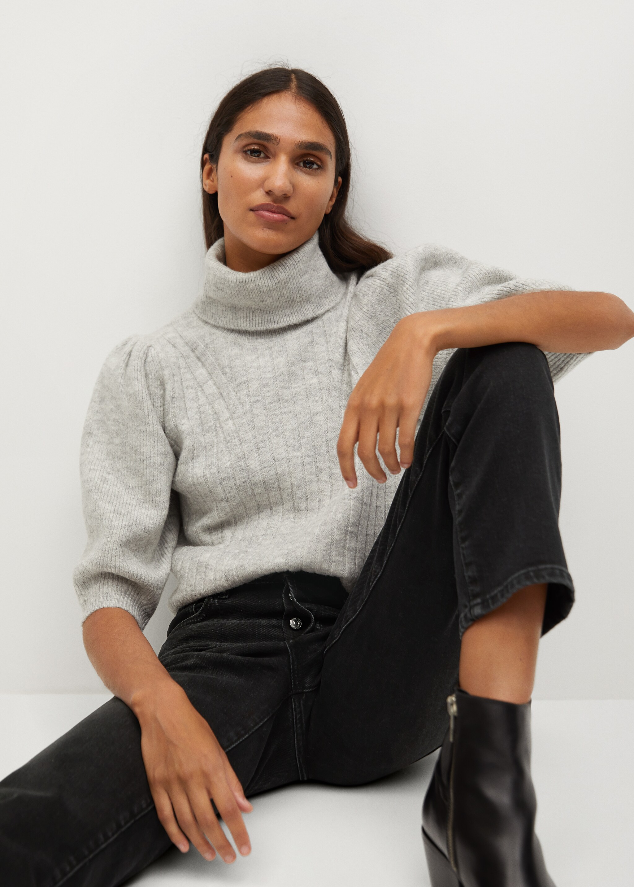 Ankle-length straight-fit jeans - Details of the article 3