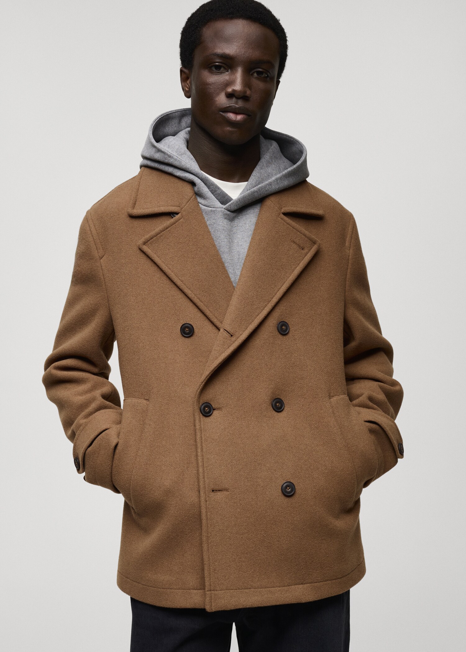 Abrigo lana cruzado - Plano medio