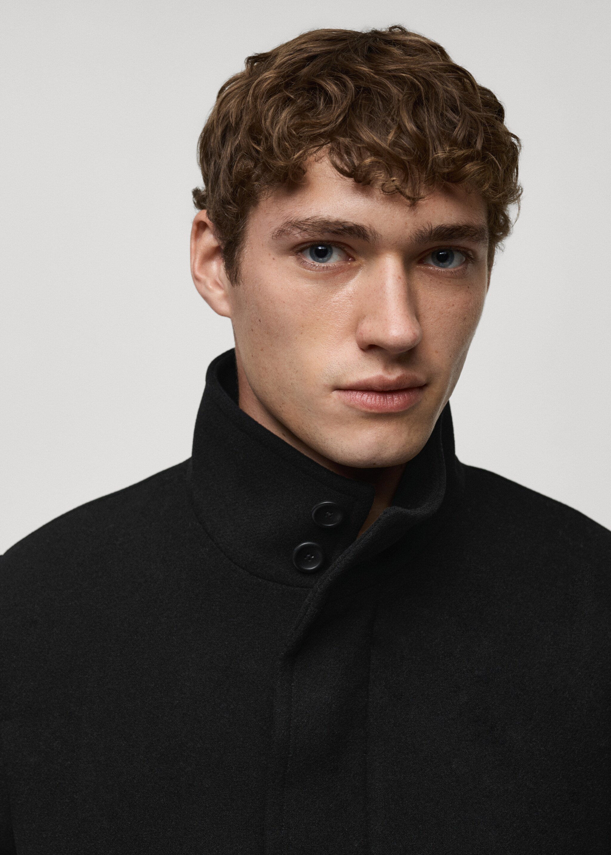 Quilted wool inner coat - Details of the article 1, Black. Ref: 87020580-00.