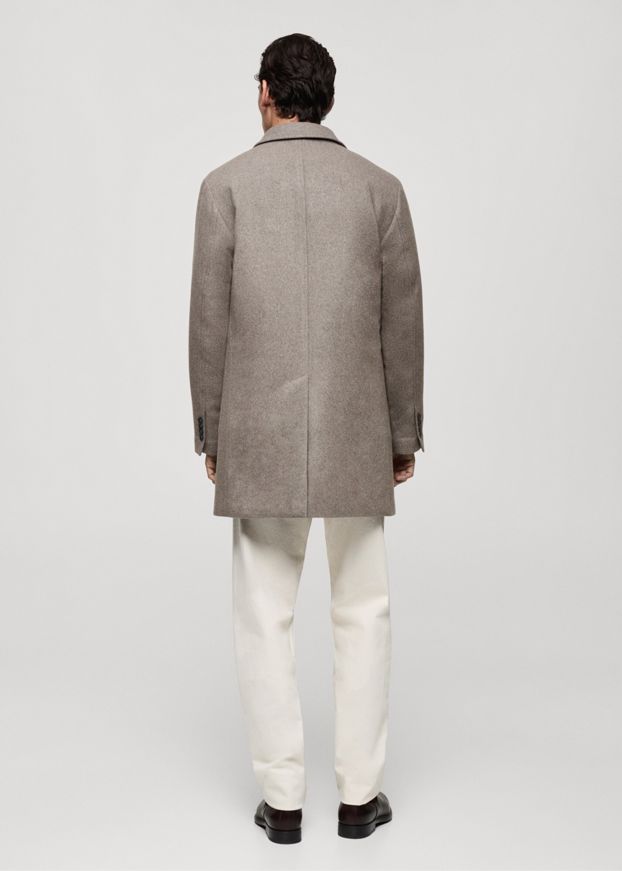 Wollmantel mit gestepptem Innenfutter - Rückseite des Artikels, Mittelbraun. Ref: 87020581-00.