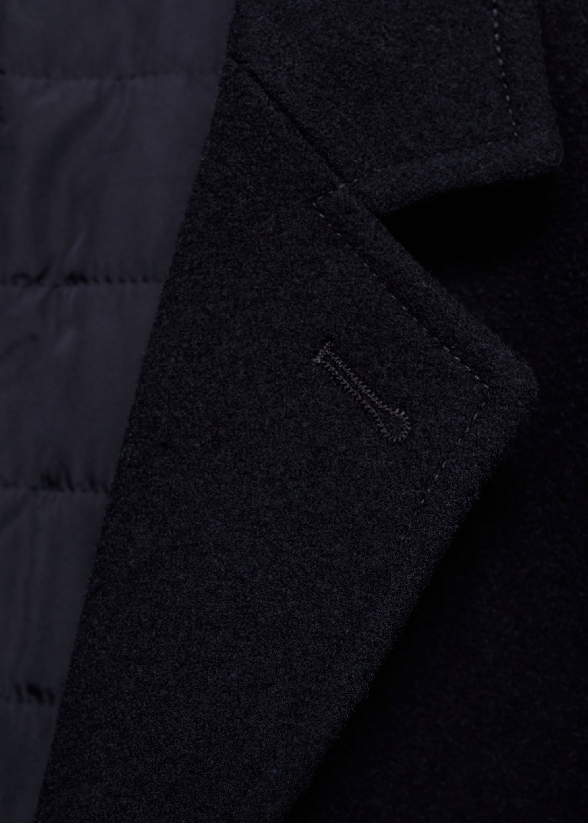 Quilted wool inner coat - Details of the article 8, Dark Navy. Ref: 87020581-00.