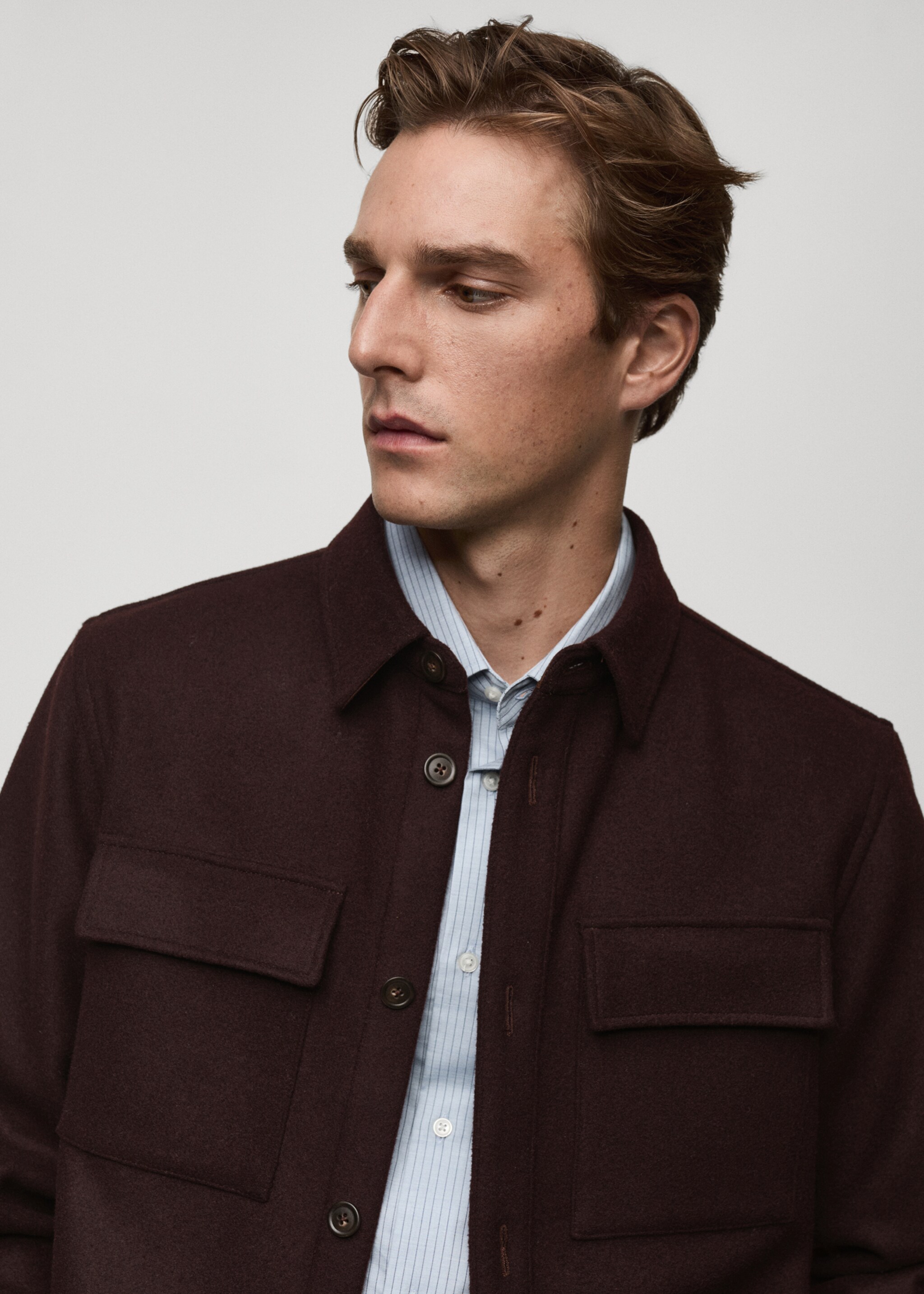Flannel wool overshirt with pockets - Details of the article 1, Burgundy. Ref: 87020598-00.