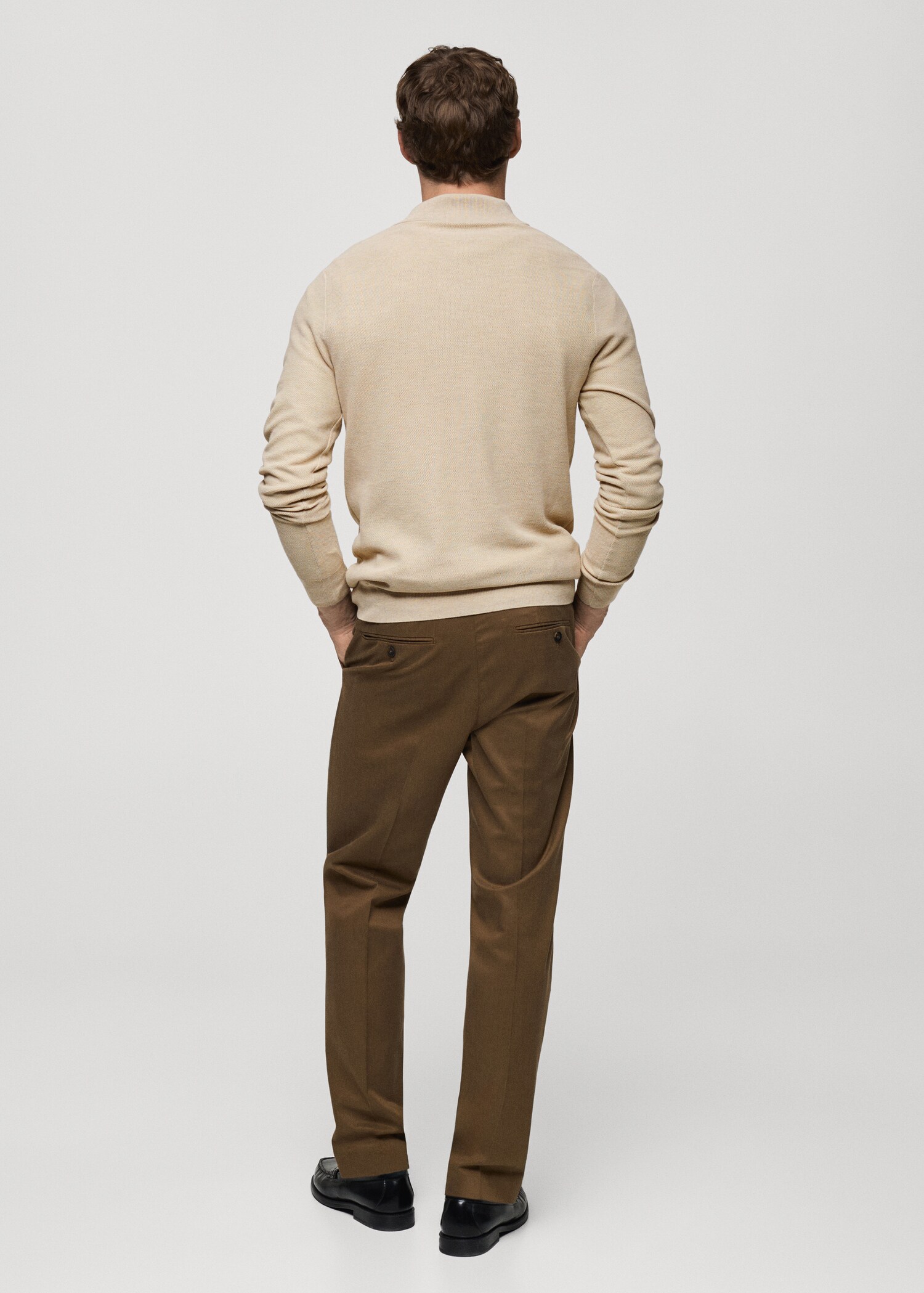 Rollkragenpullover mit Mikrostruktur - Rückseite des Artikels