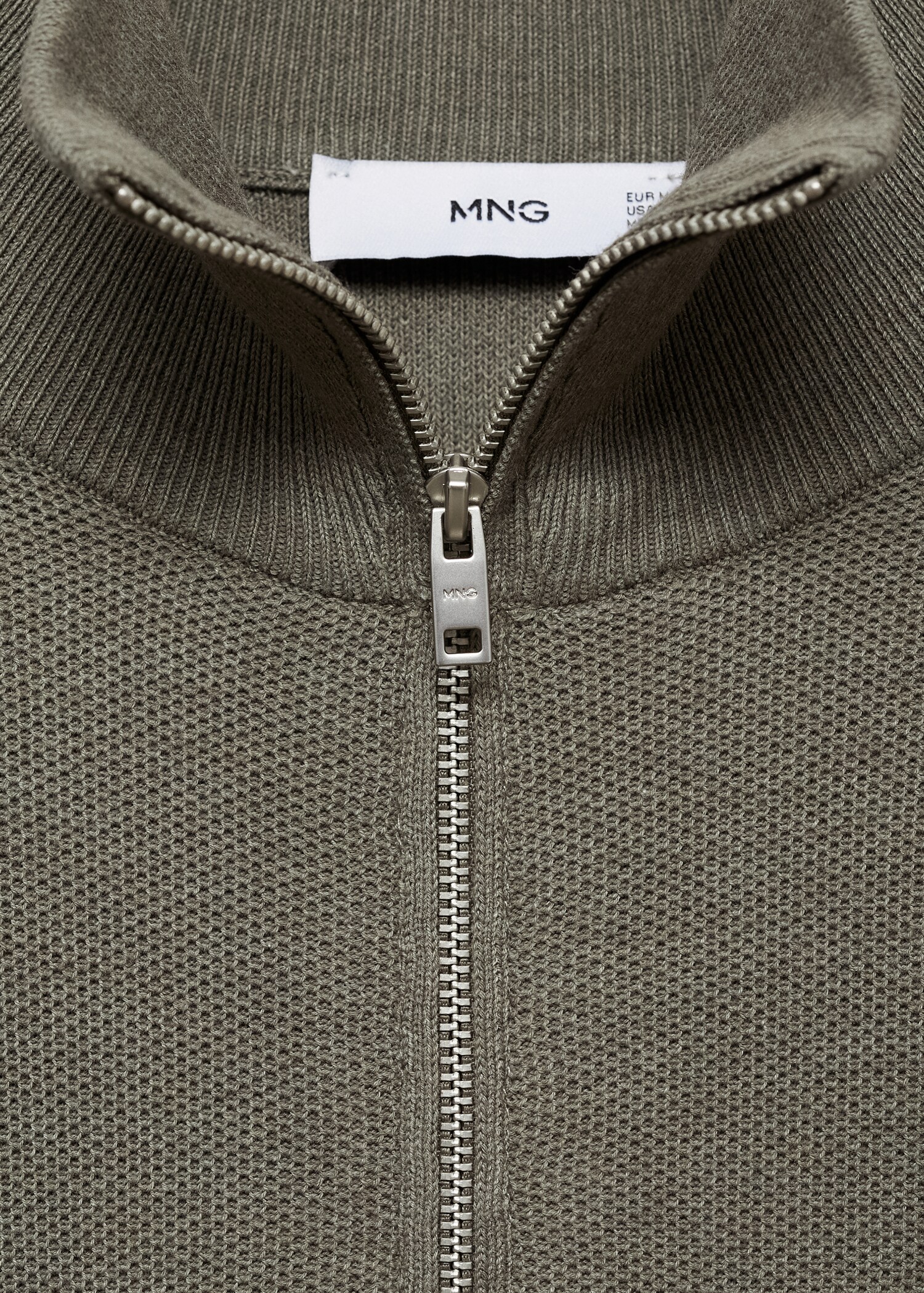 Rollkragenpullover mit Mikrostruktur - Detail des Artikels 8