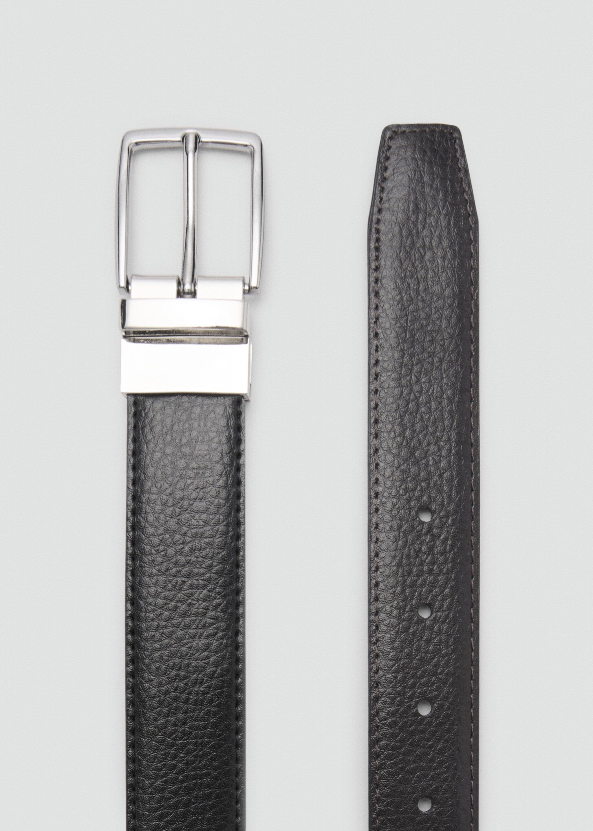 Reversible pebble leather belt - Medium plane, Black. Ref: 87020609-00.