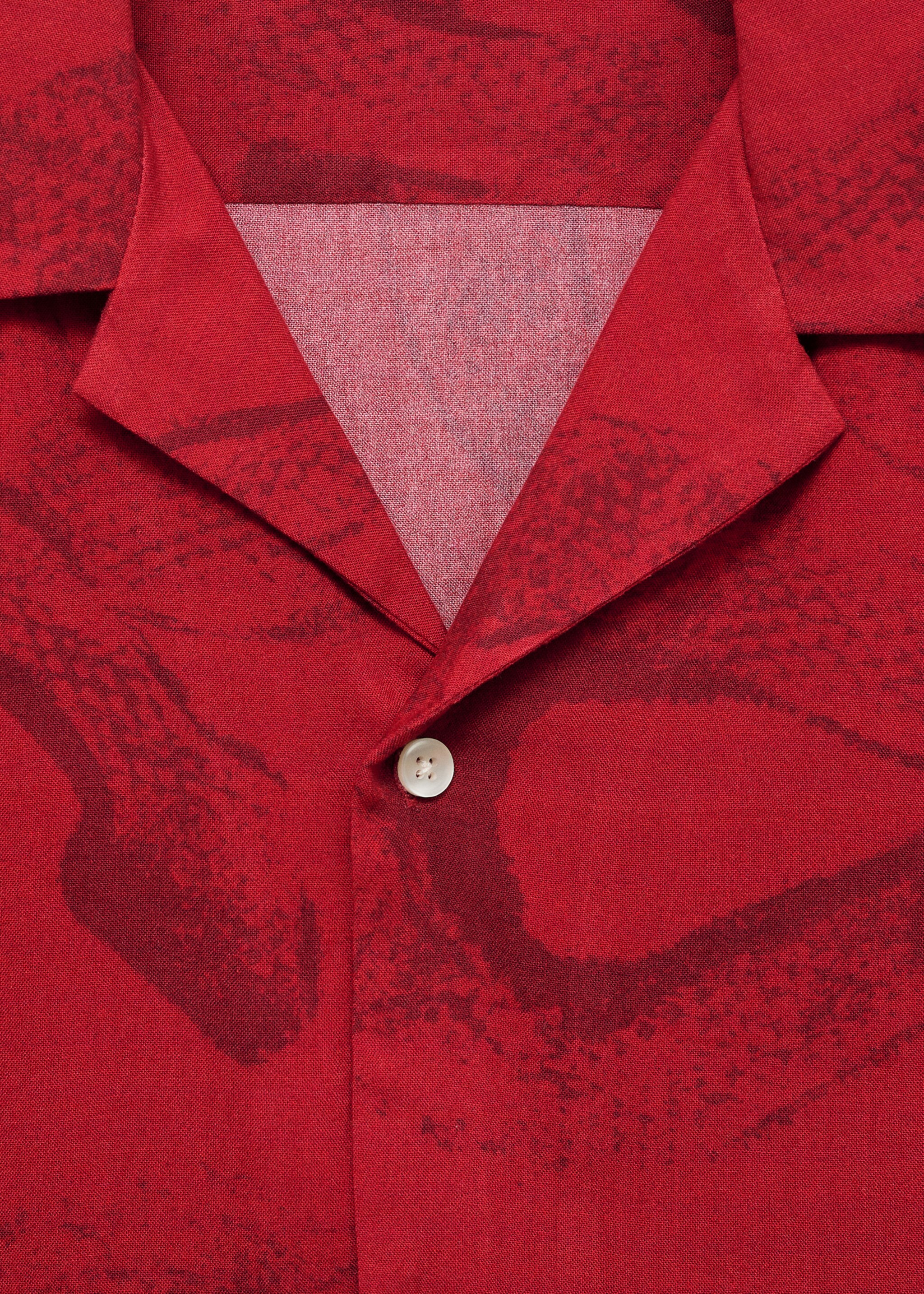 Regular-fit printed shirt - Details of the article 8, Red. Ref: 87020623-00.