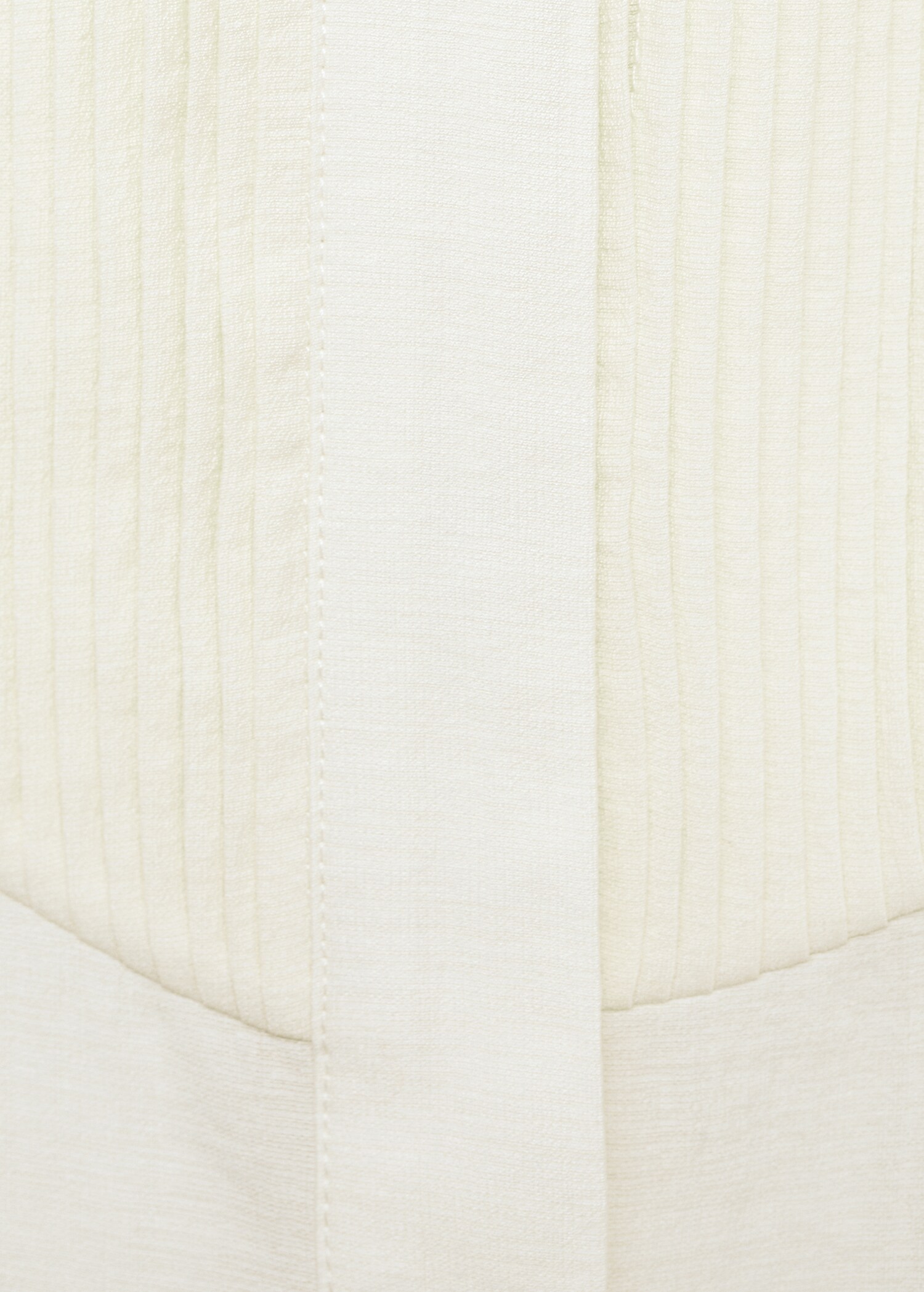 Fluid shirt with contrasting panel - Details of the article 0