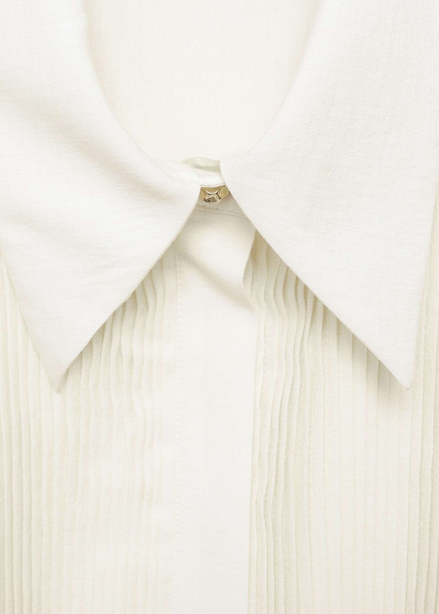 Fluid shirt with contrasting panel - Details of the article 8