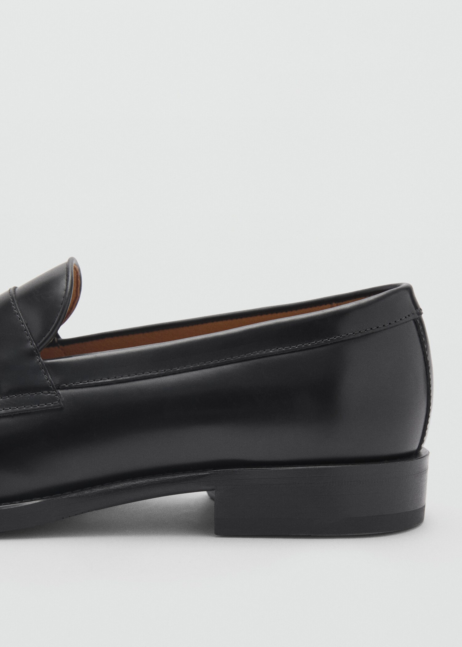 Leather penny loafers - Details of the article 1