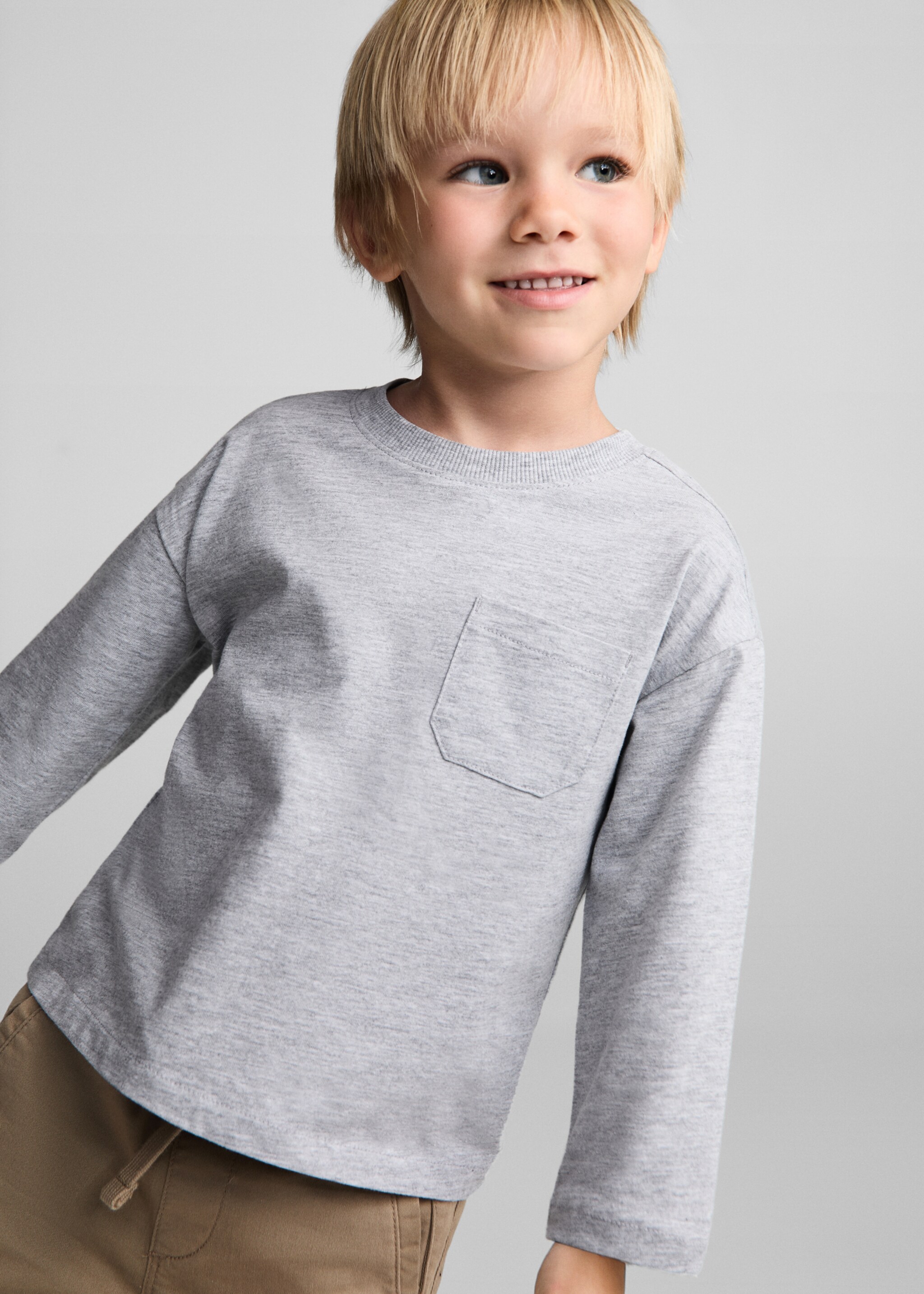 Patch pocket T-shirt - Medium plane, Medium Heather Grey. Ref: 87020650-00.