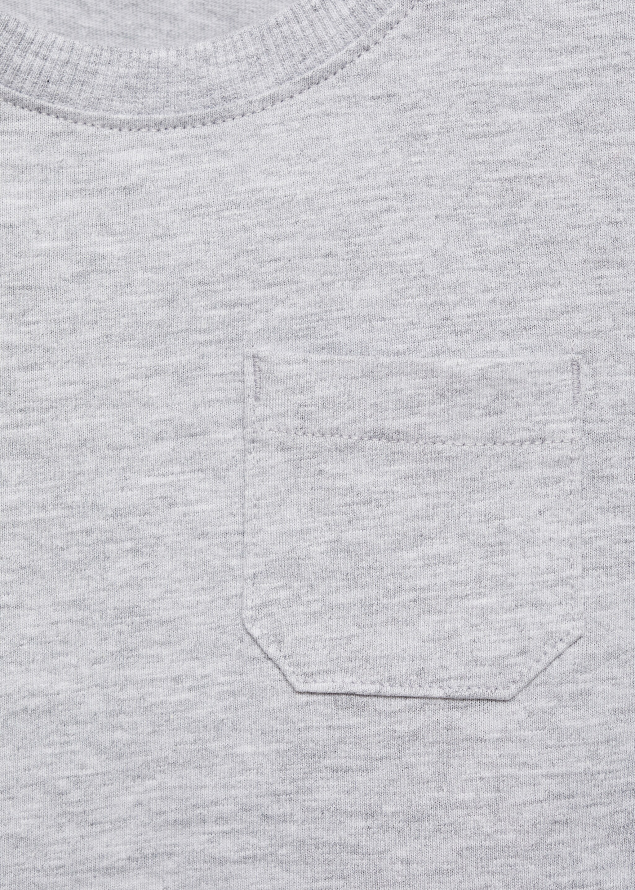 Patch pocket T-shirt - Details of the article 0, Medium Heather Grey. Ref: 87020650-00.