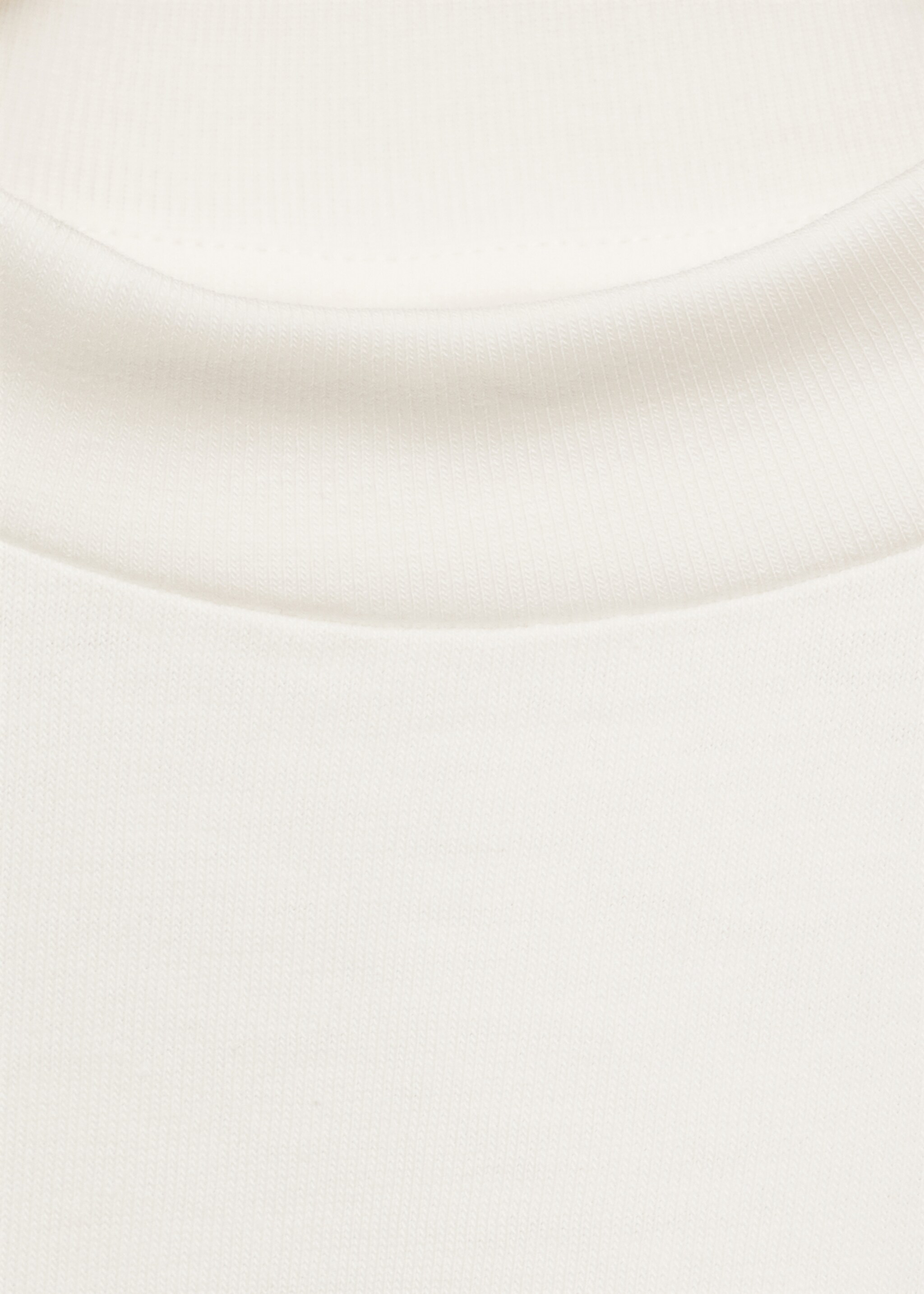 Plain cotton t-shirt - Details of the article 8, Ecru. Ref: 87020657-00.