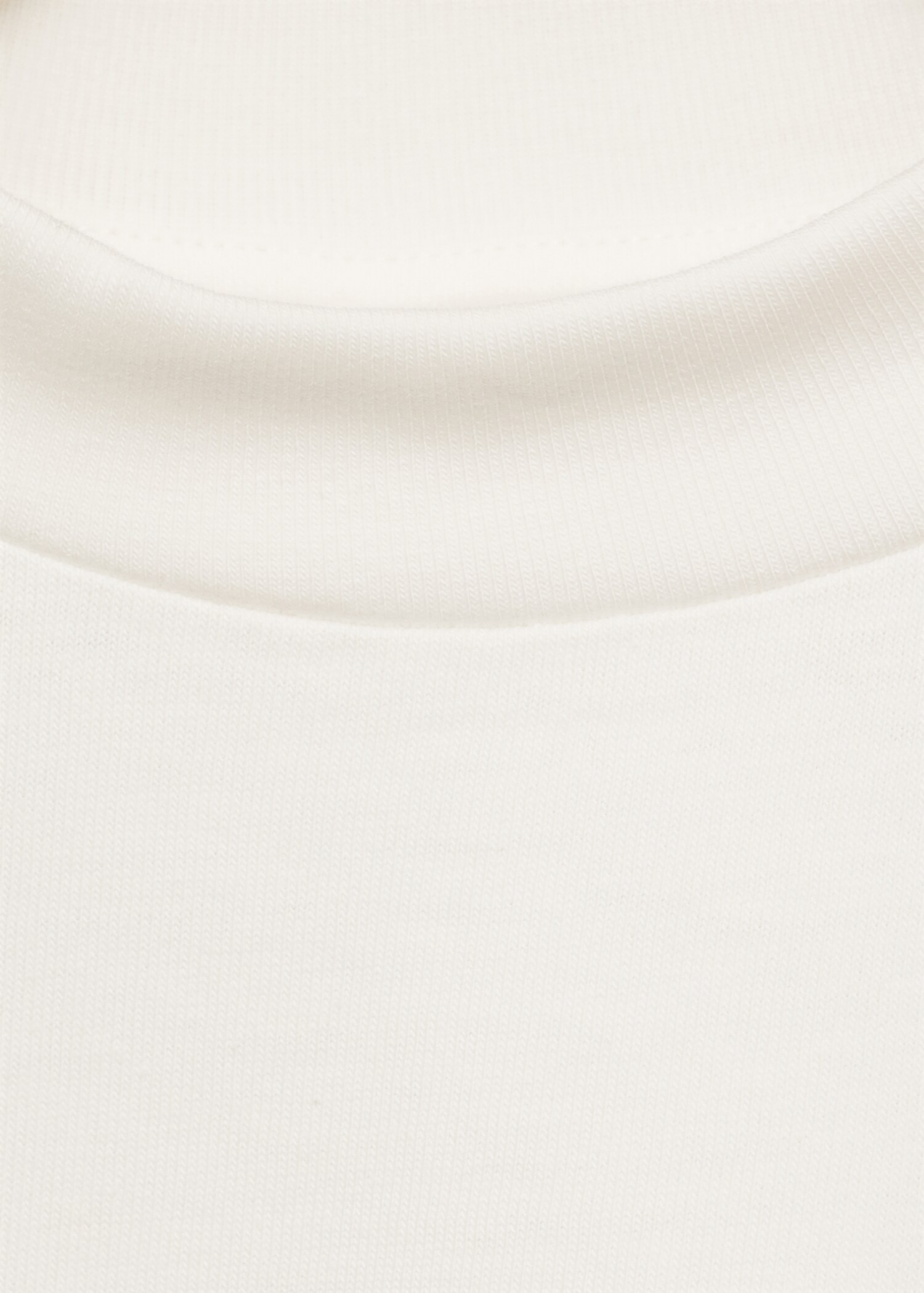 Plain cotton t-shirt - Details of the article 8