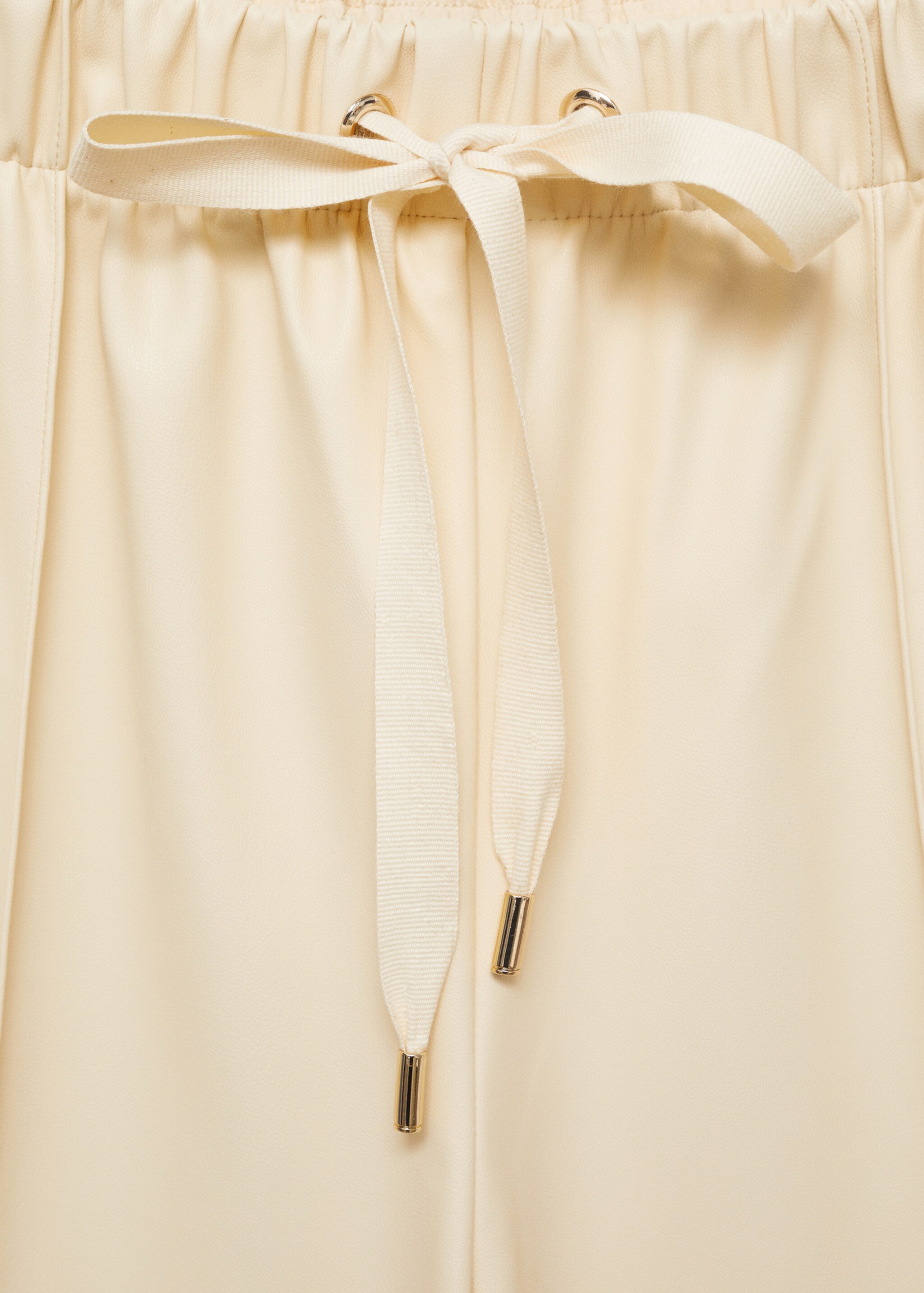 Wide leg faux-leather trousers - Details of the article 8, Ecru. Ref: 87022539-00.