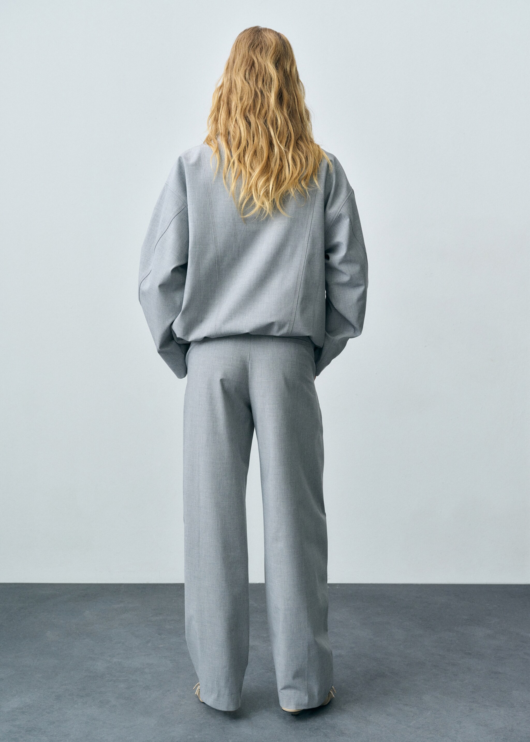 Drawstring jogger trousers - Reverse of the article, Grey. Ref: 87022542-00.
