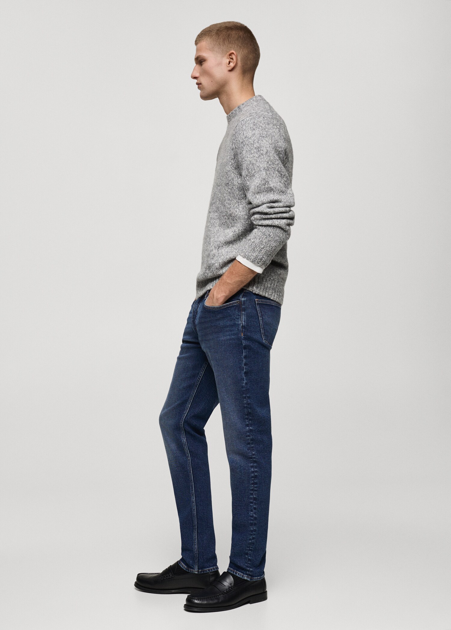 Jan slim-fit faded dark-wash jeans - Details of the article 2