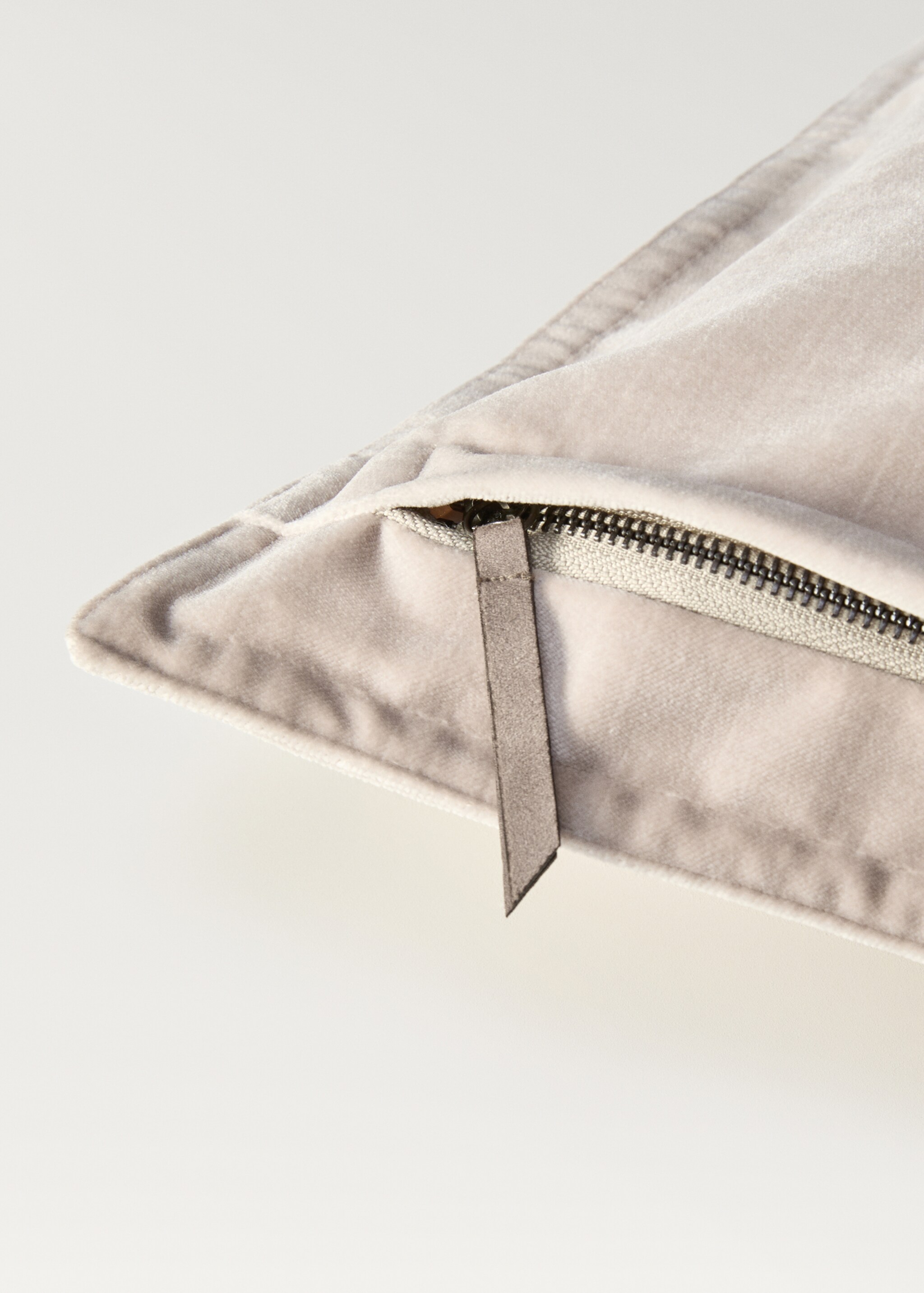 Housse de couss primula - Détail de l'article 1, Sable. Ref: 87022895-00.