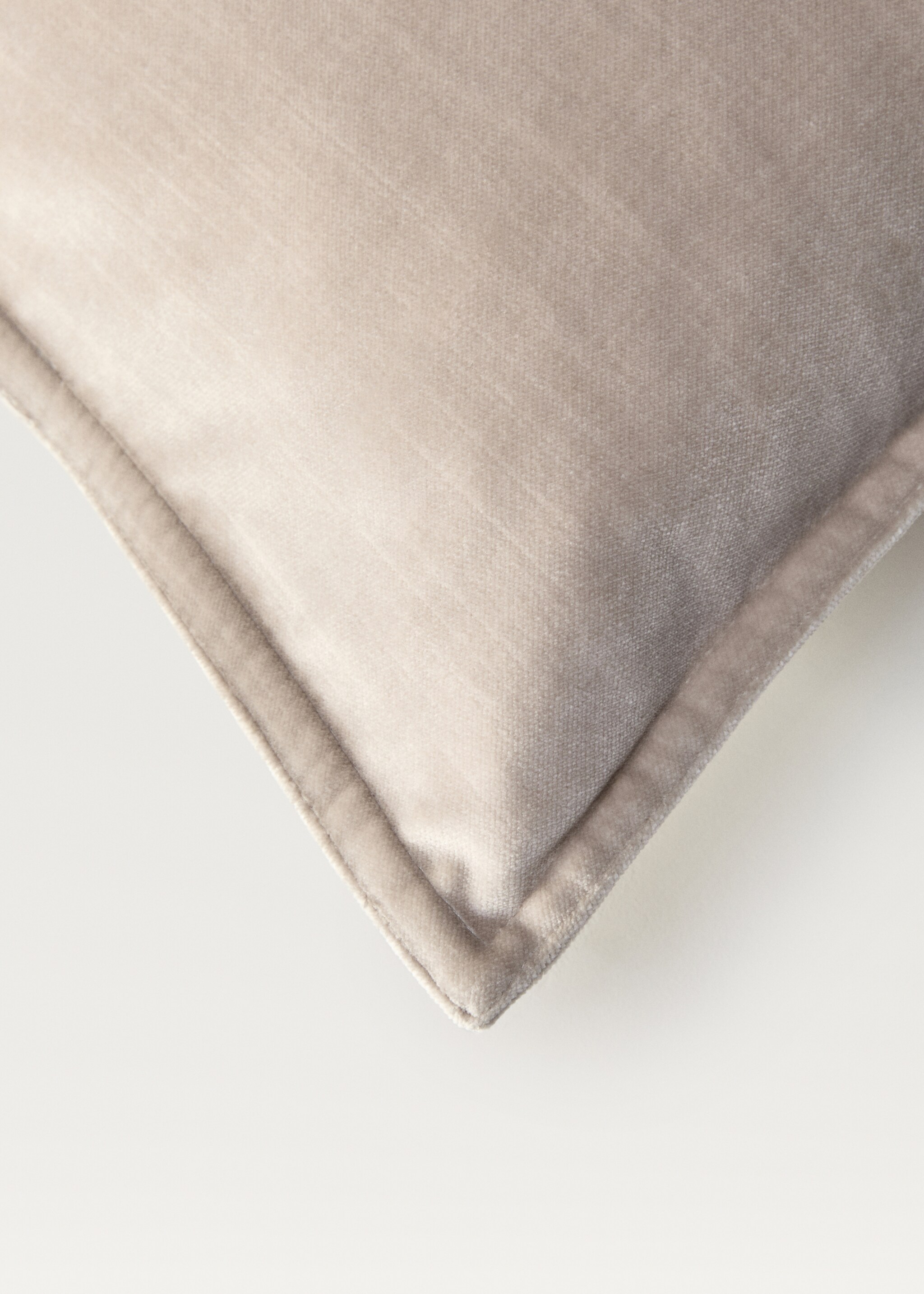 Housse de couss primula - Détail de l'article 2, Sable. Ref: 87022895-00.