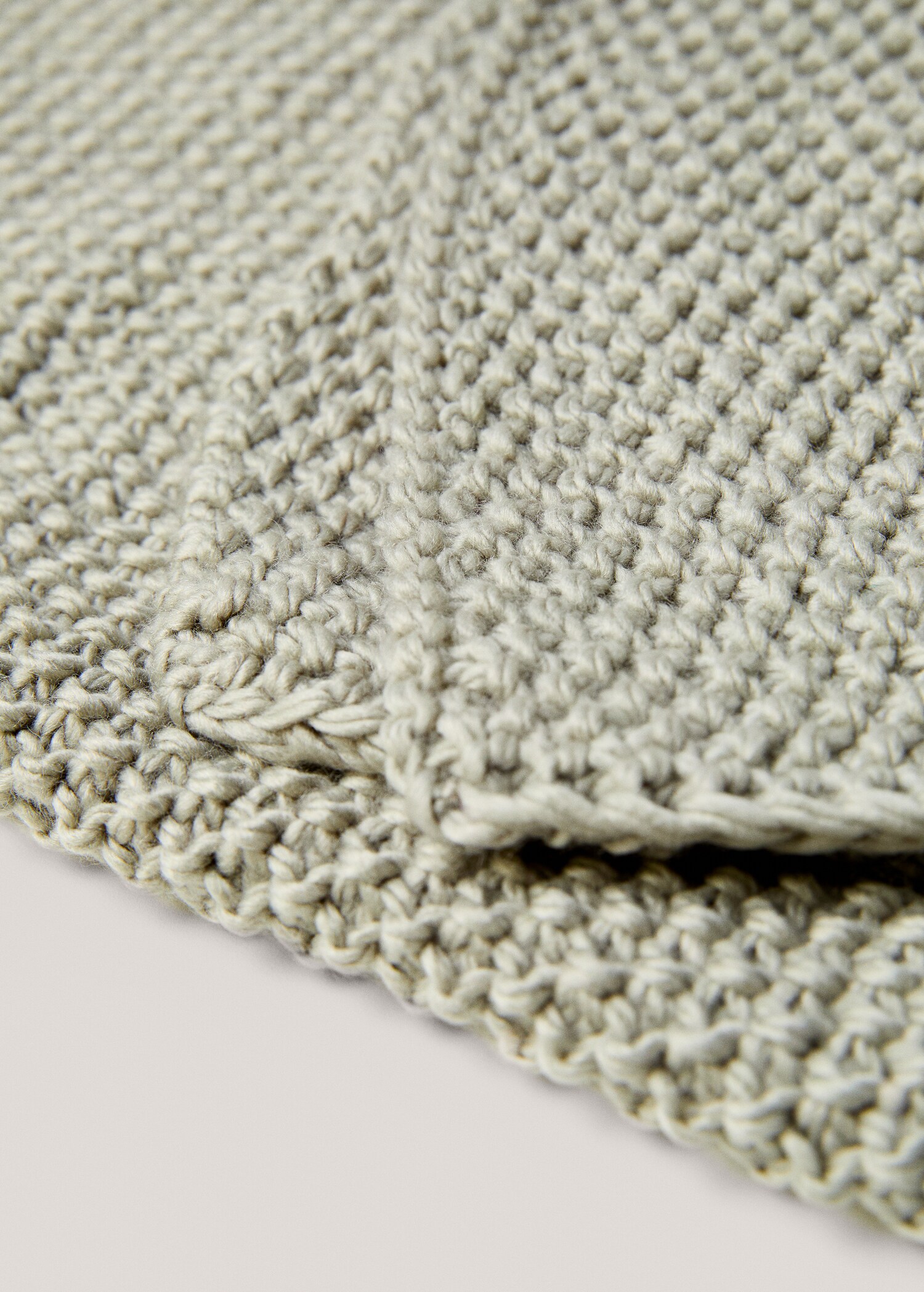 Knitted blanket with design - Details of the article 2