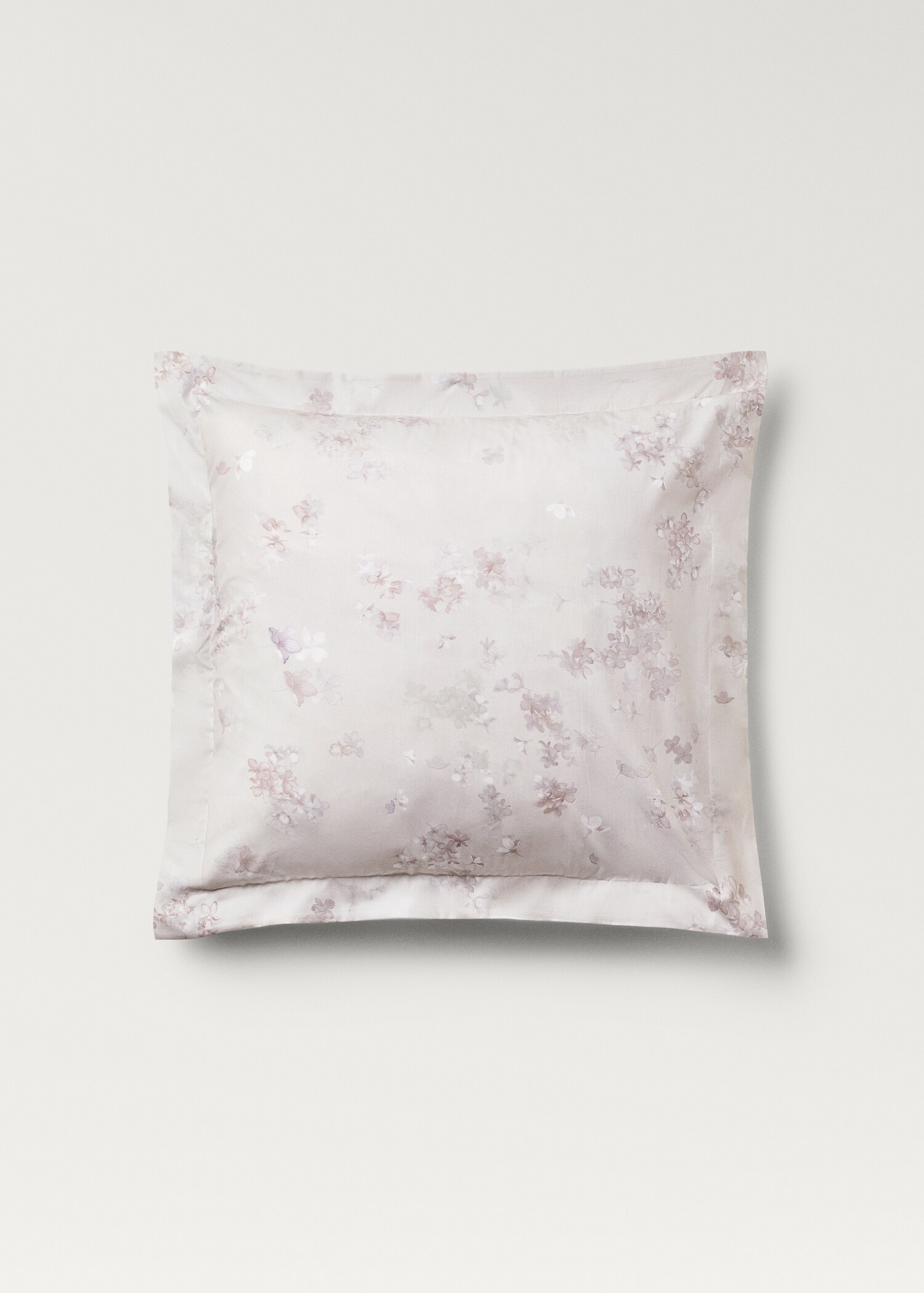Two cotton percale romantic floral-print pillowcases 60x60 cm - Article without model