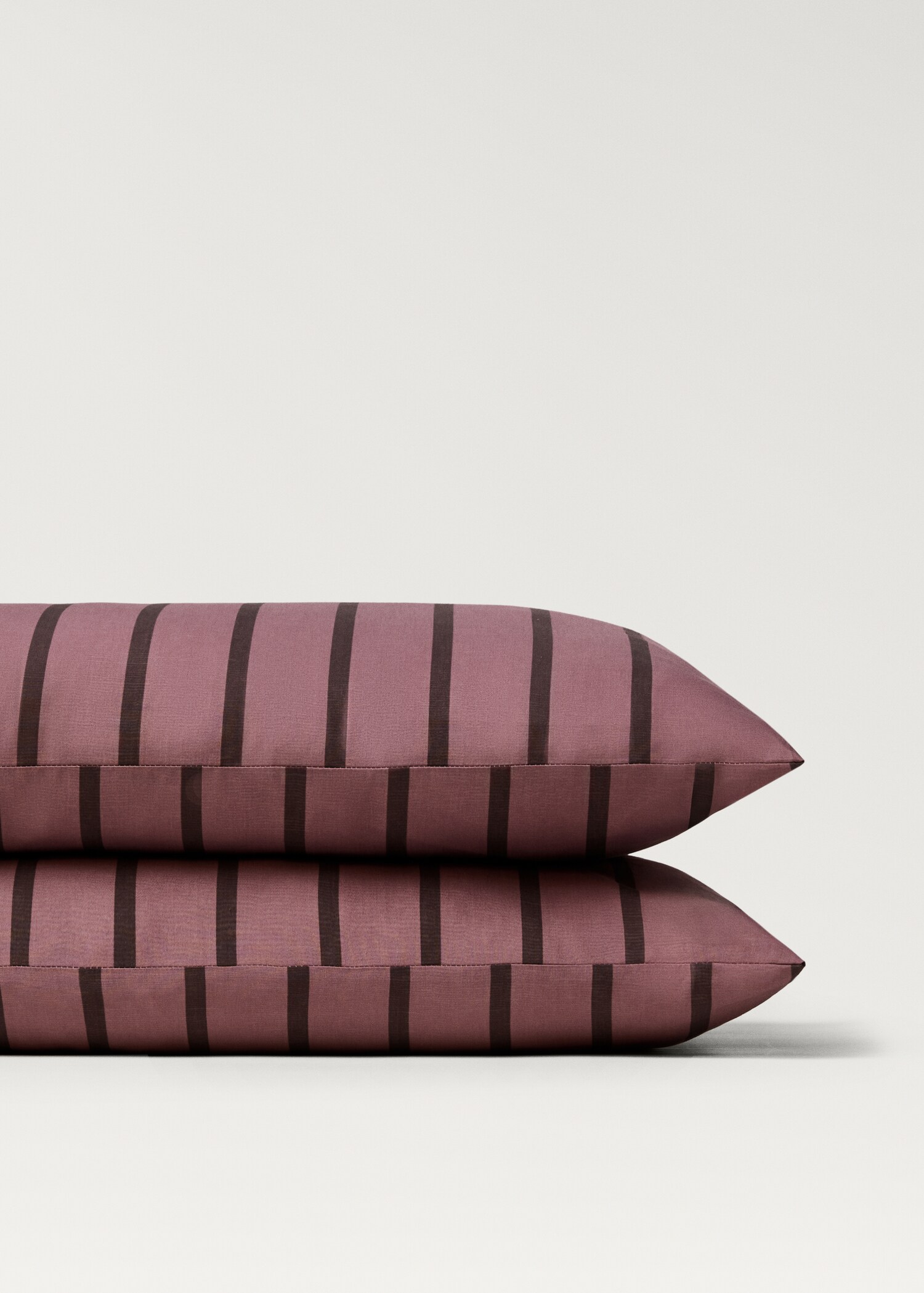 Two cotton percale multi-striped pillowcases 50x75 cm - Details of the article 1
