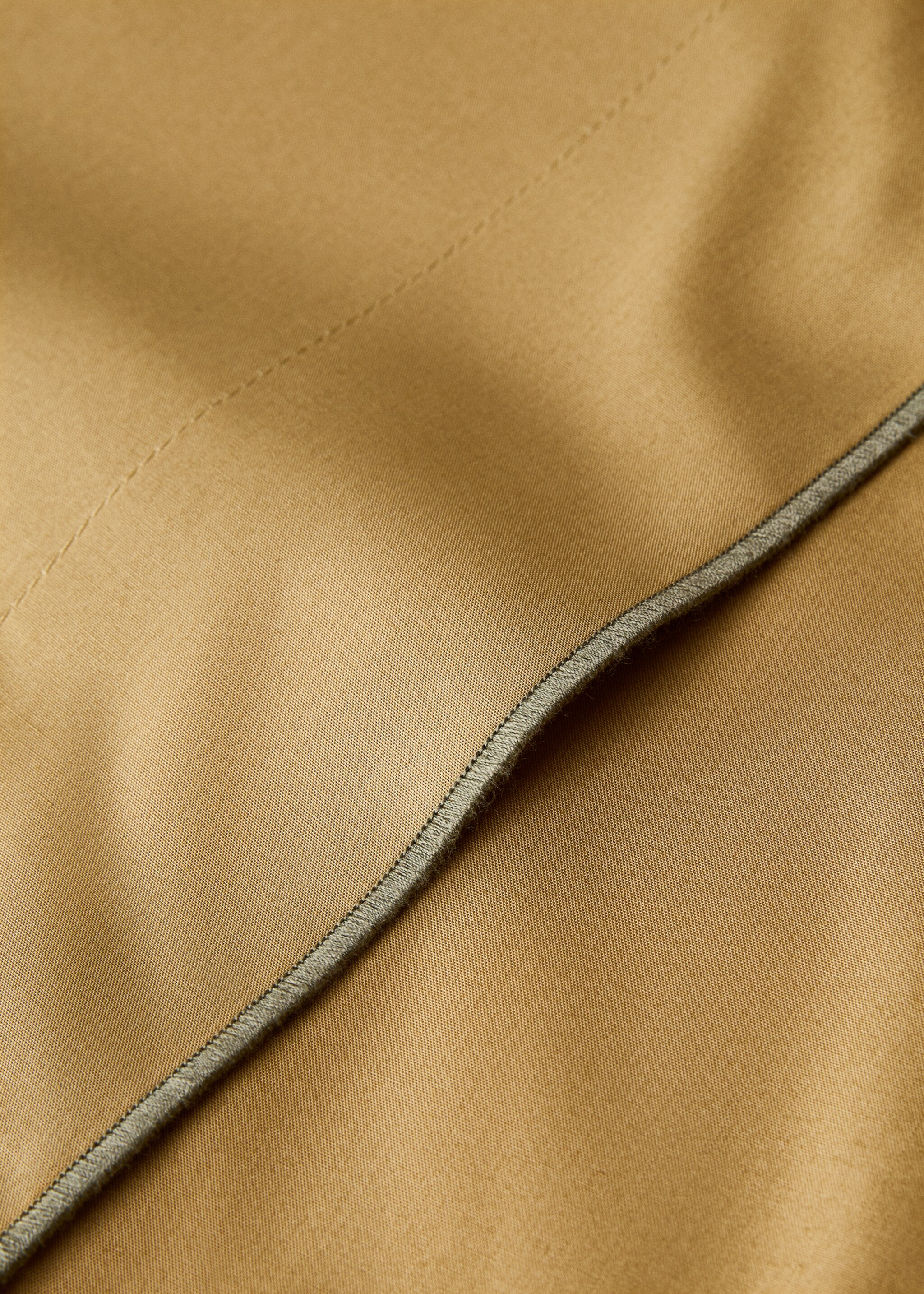 Drap plat percale de coton overlock lit 135/140 cm - Détail de l'article 1, Caramel. Ref: 87022953-00.