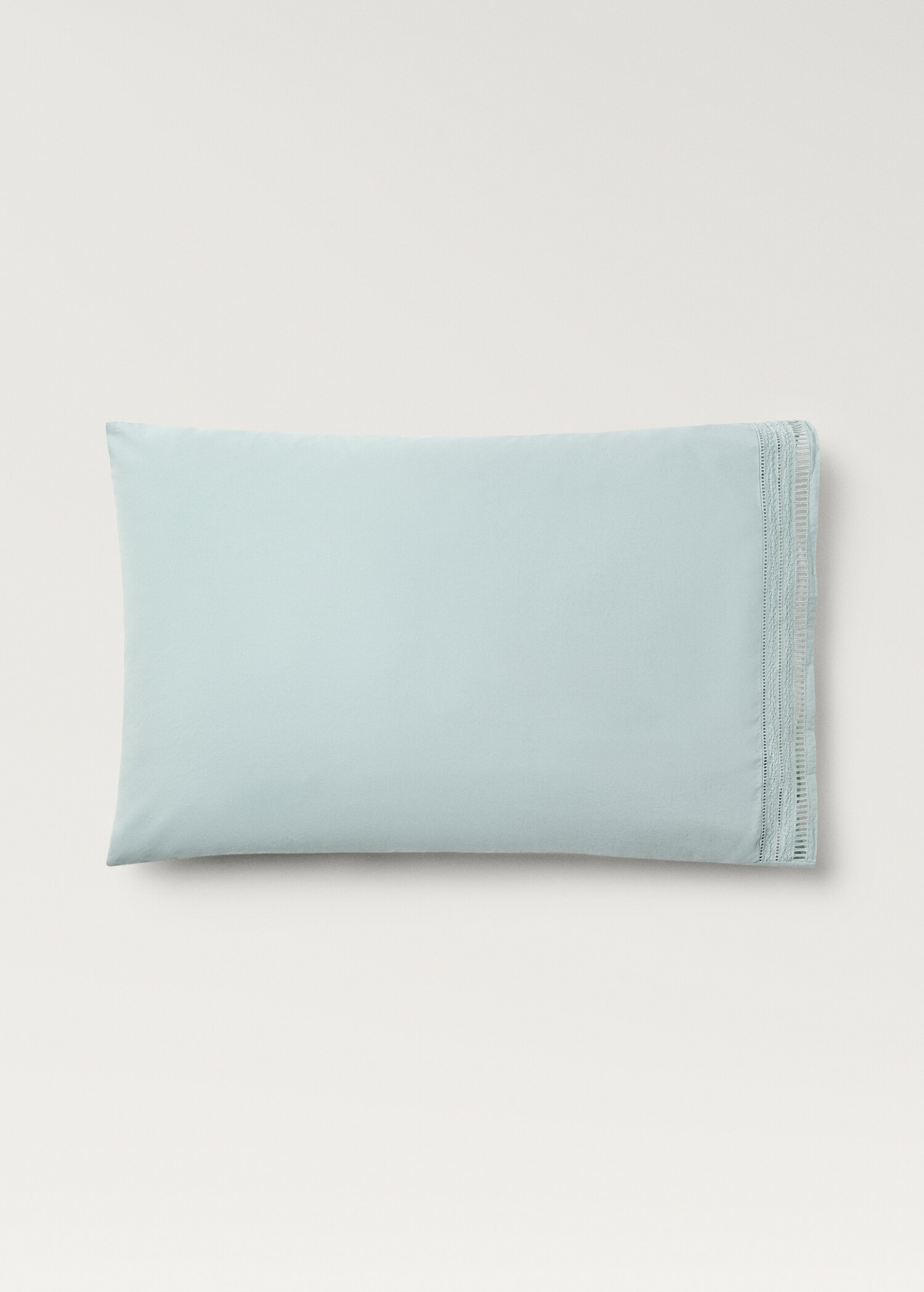 Deux taies d'oreiller avec finition brodée 50x75 cm - Article sans modèle