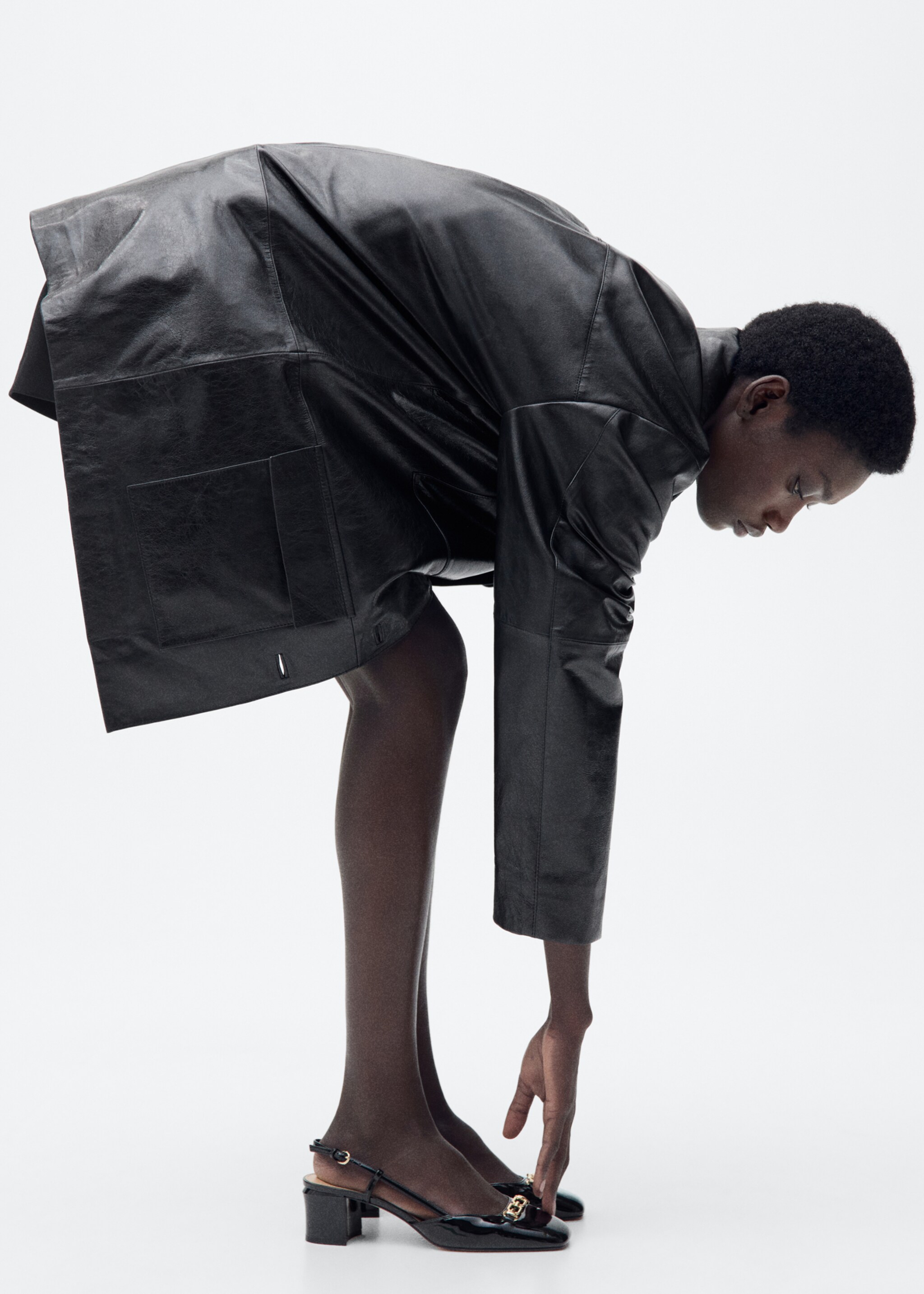 Zapato tacón eslabones - Detalle del artículo 9, Negro. Ref: 87023272-00.