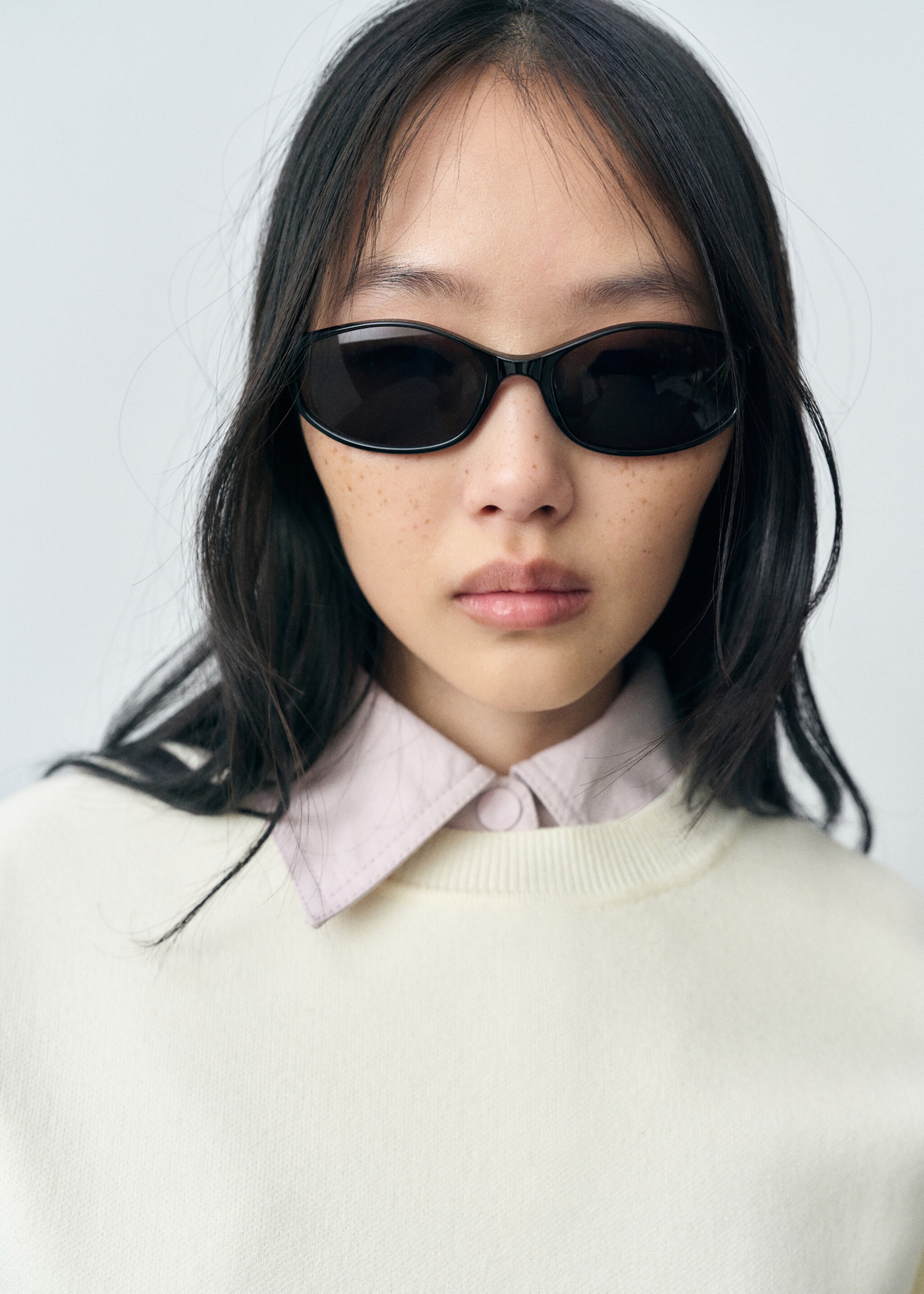 Svetr z jemného úpletu s krátkým rukávem - Detail zboží 1, Bílá. Ref: 87023274-00.