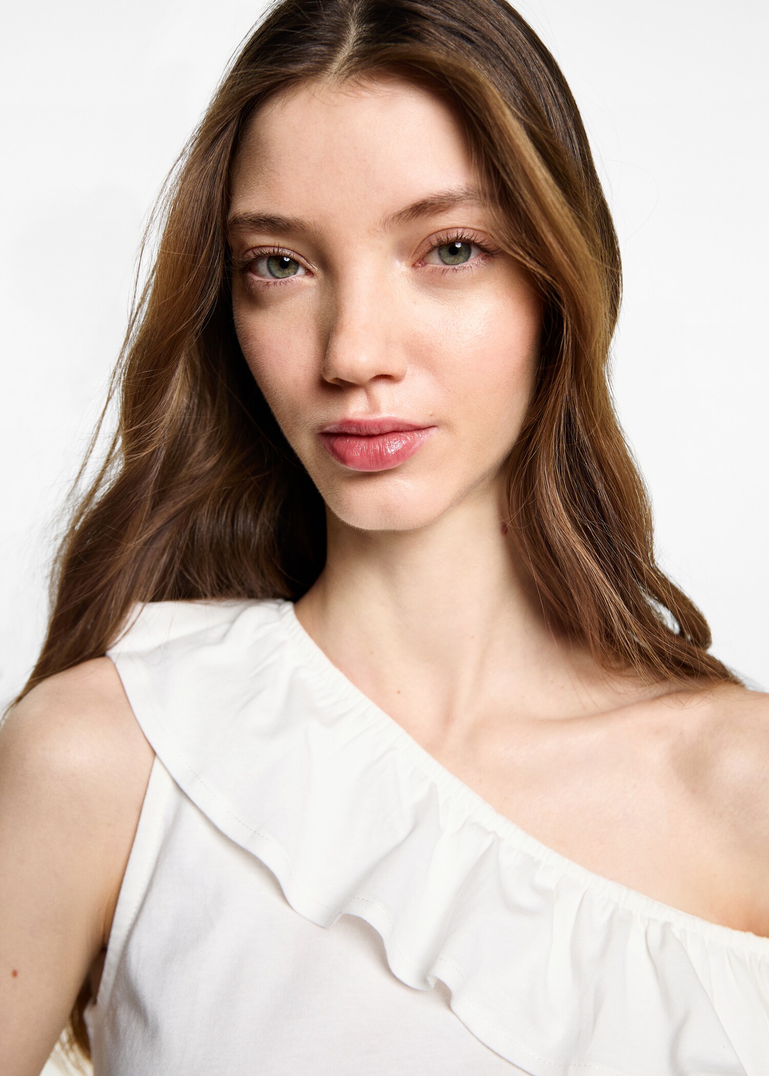 Ruffled asymmetric T-shirt - Details of the article 1