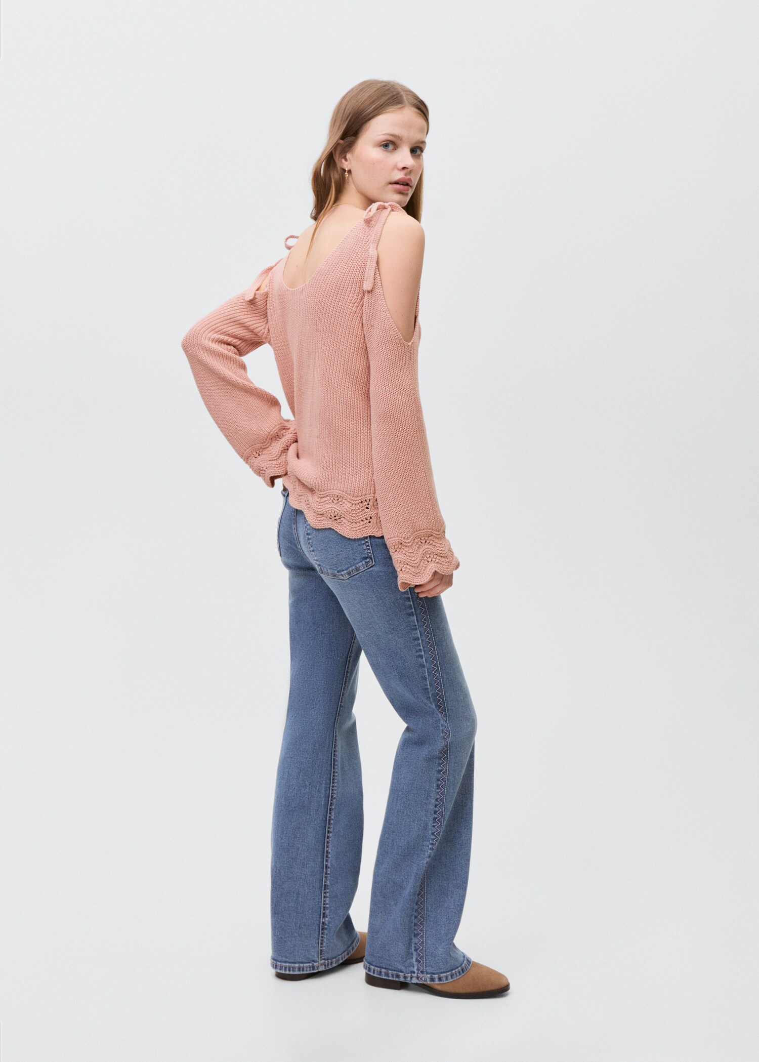 Pull-over cut out - Verso de l’article