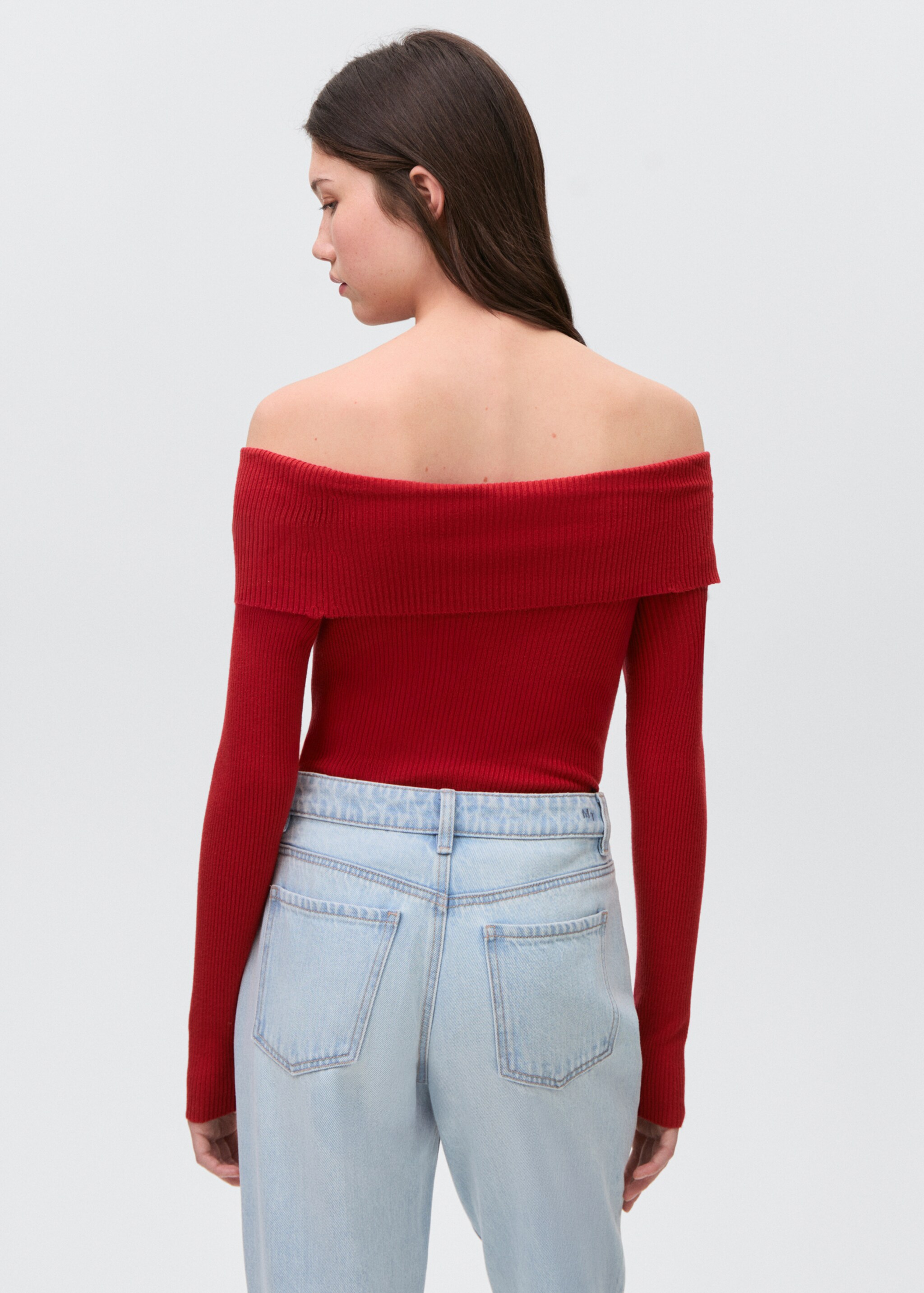 Jersei espatlles descobertes - Revers de l'article, Vermell. Ref: 87023279-00.